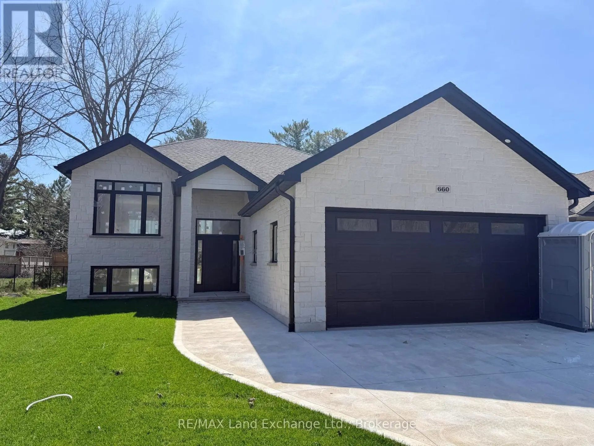 660 DEVONSHIRE ROAD - Image 1