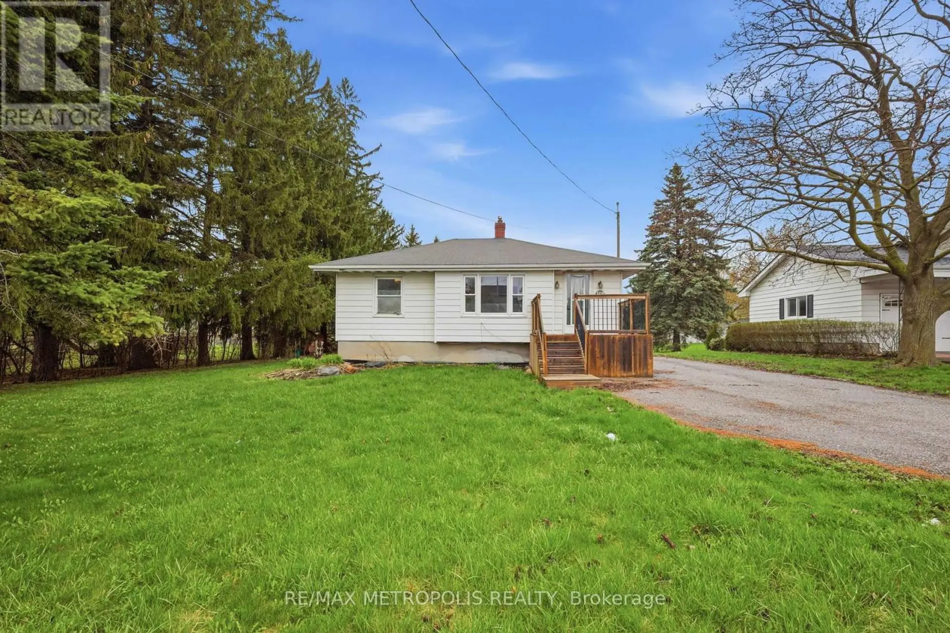 148 WINCHESTER ROAD E - Image 1