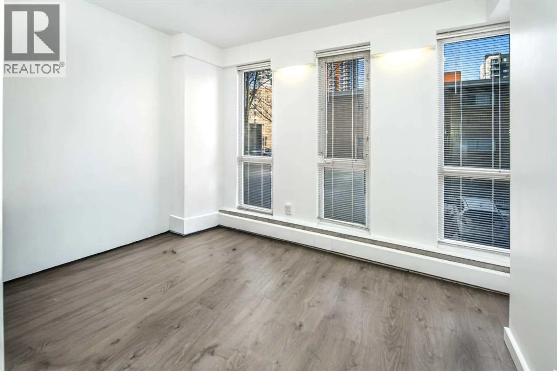 #204 706 15 Avenue SW - Image 10