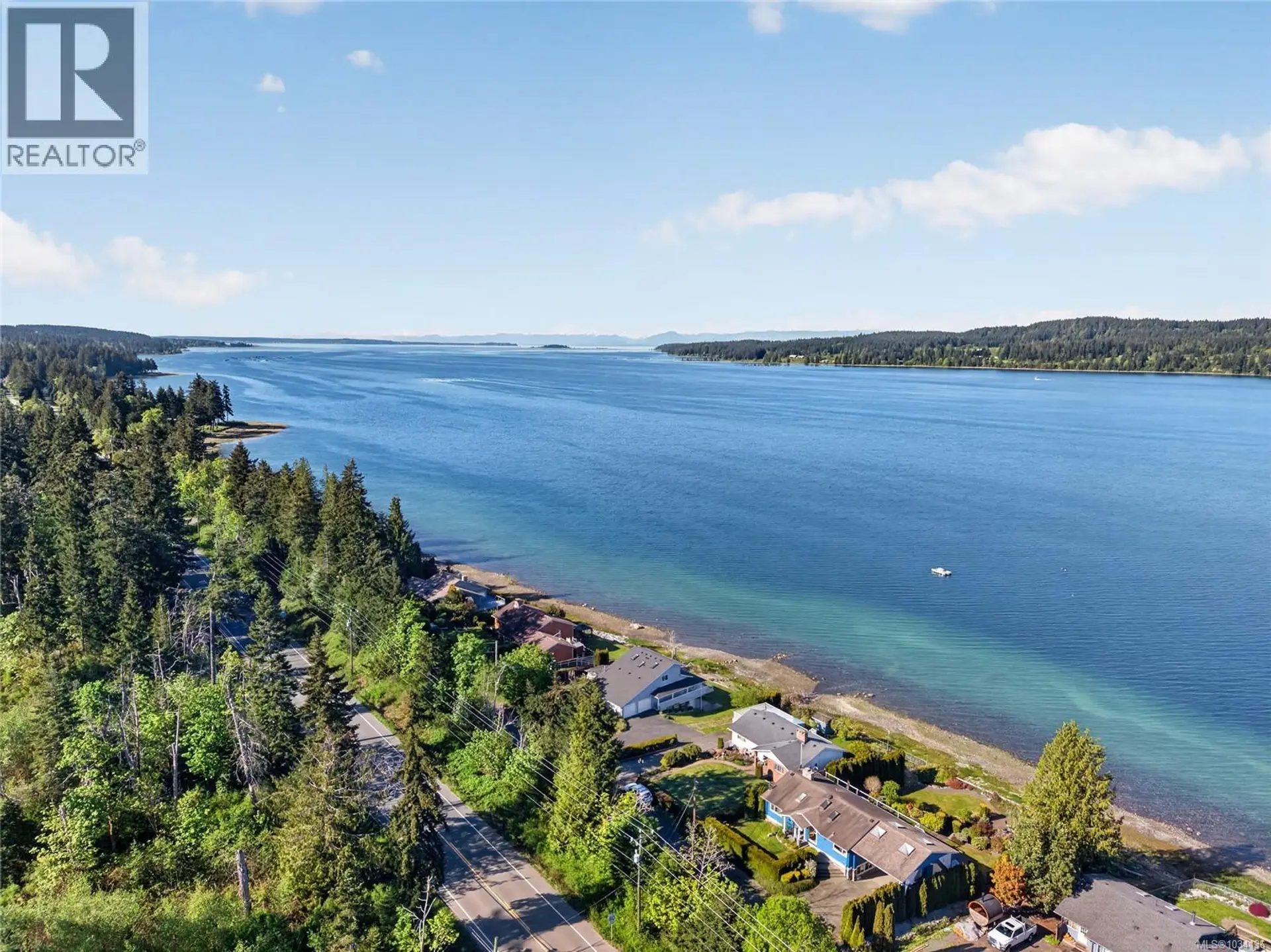 Property at 6768 Buckley Bay Frontage Rd W, Fanny Bay, BC