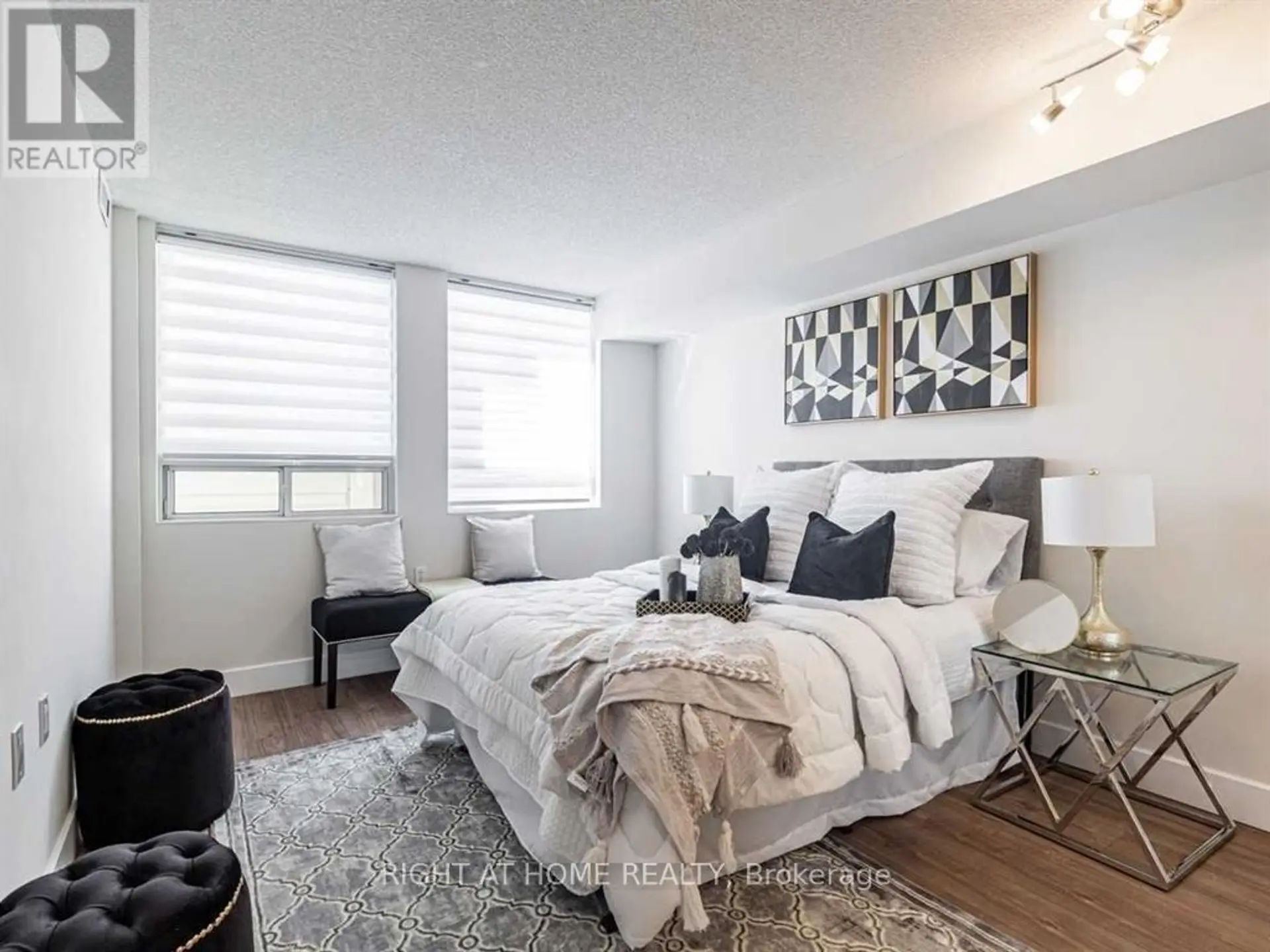 #215 555 WILSON HTS BOULEVARD - Image 11