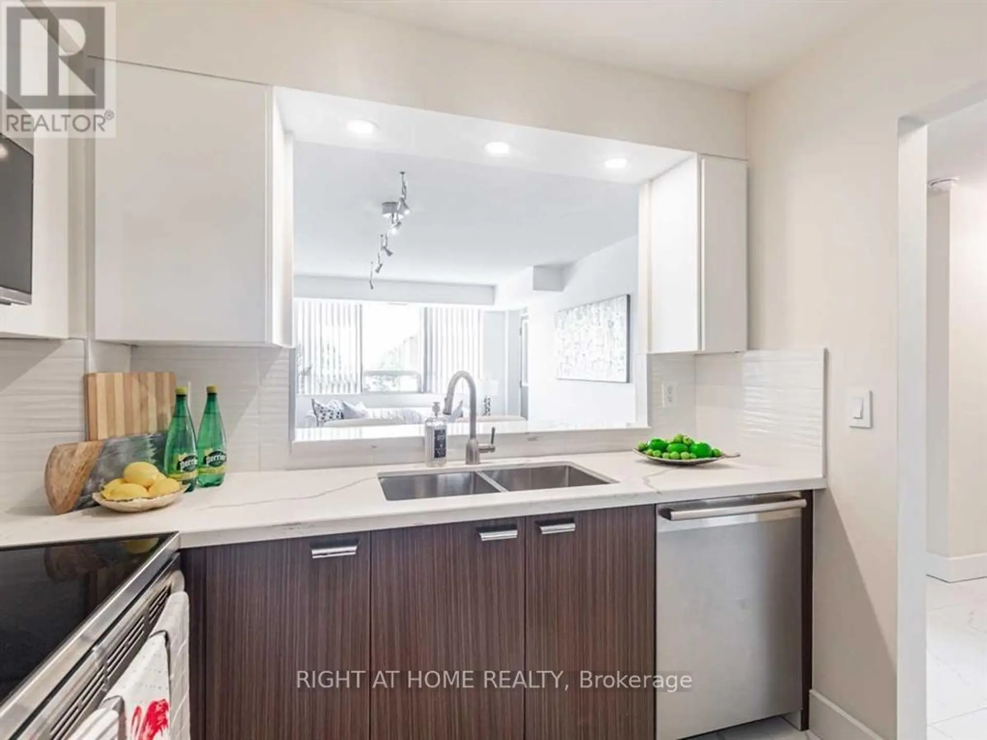 #215 555 WILSON HTS BOULEVARD - Image 10