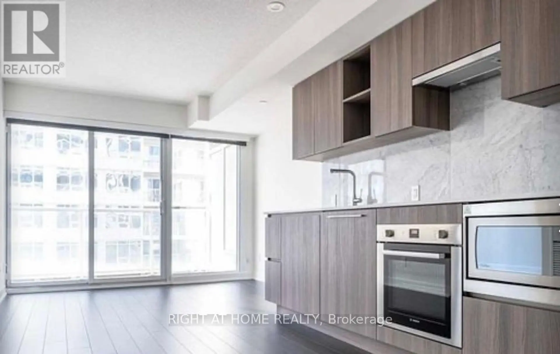 #3205 17 BATHURST STREET - Image 1