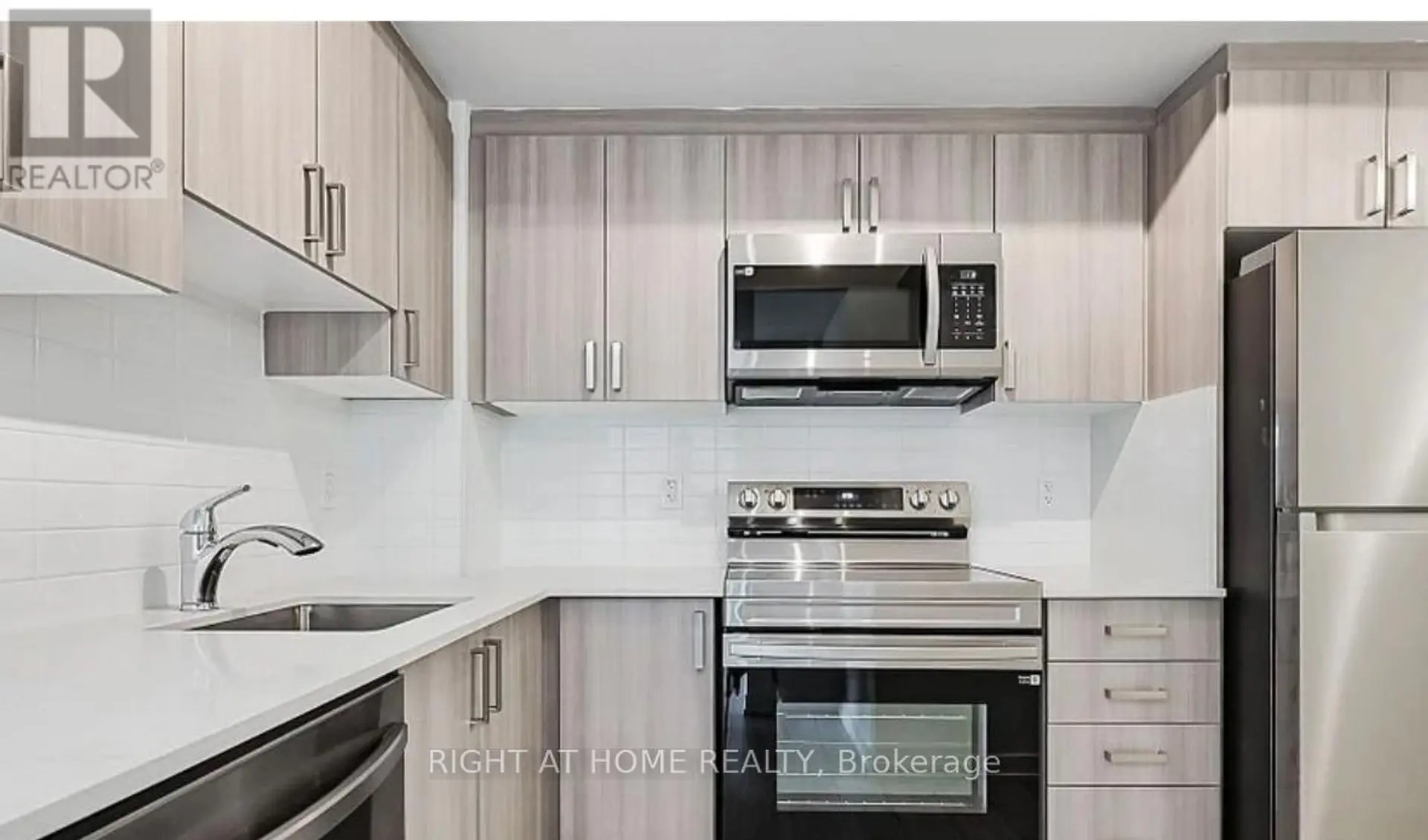 #521 556 MARLEE AVENUE - Image 3