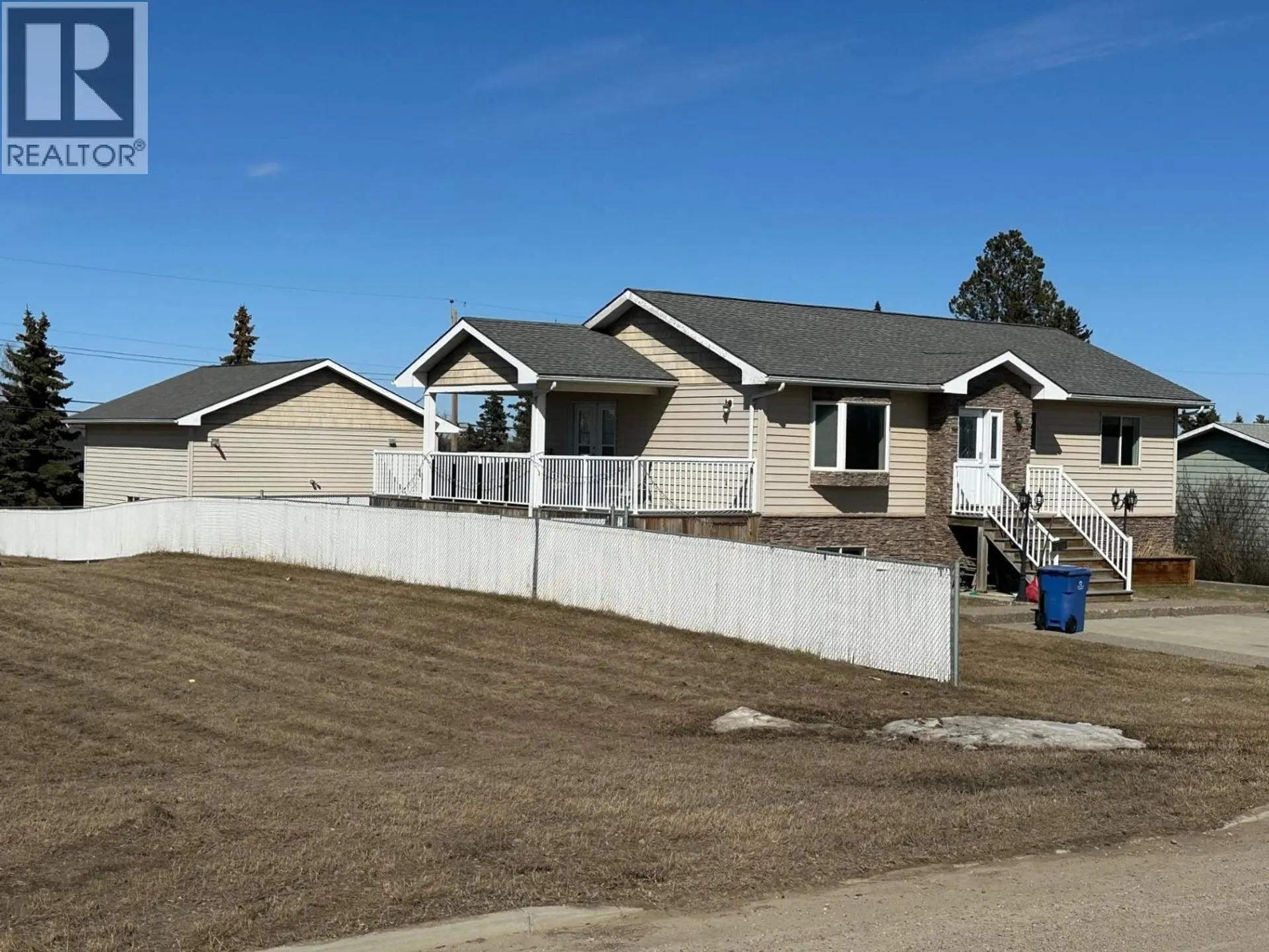 Property at 9916 111 AVENUE, Fort St. John, BC