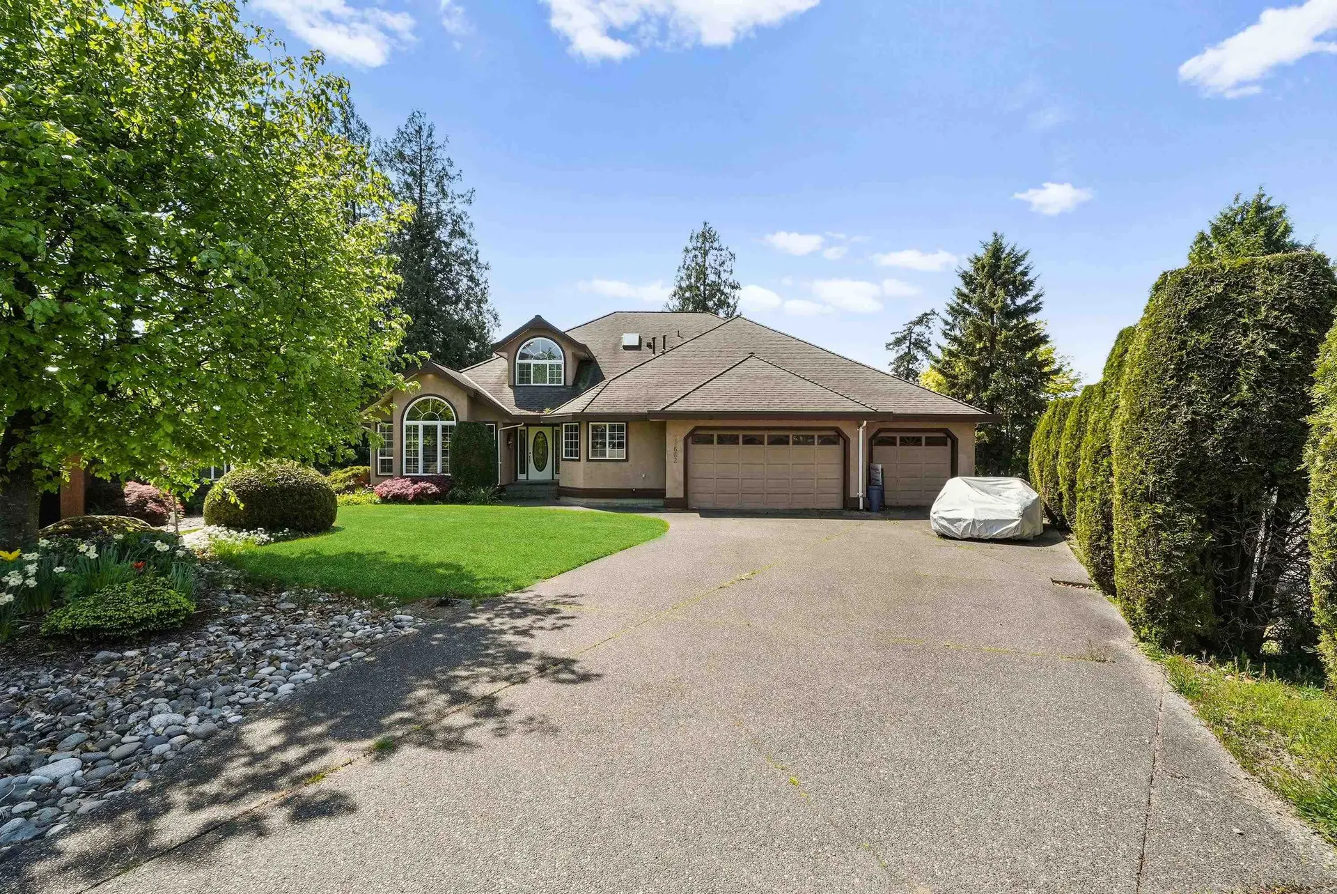 Property at 18662 54a Avenue, Surrey, BC