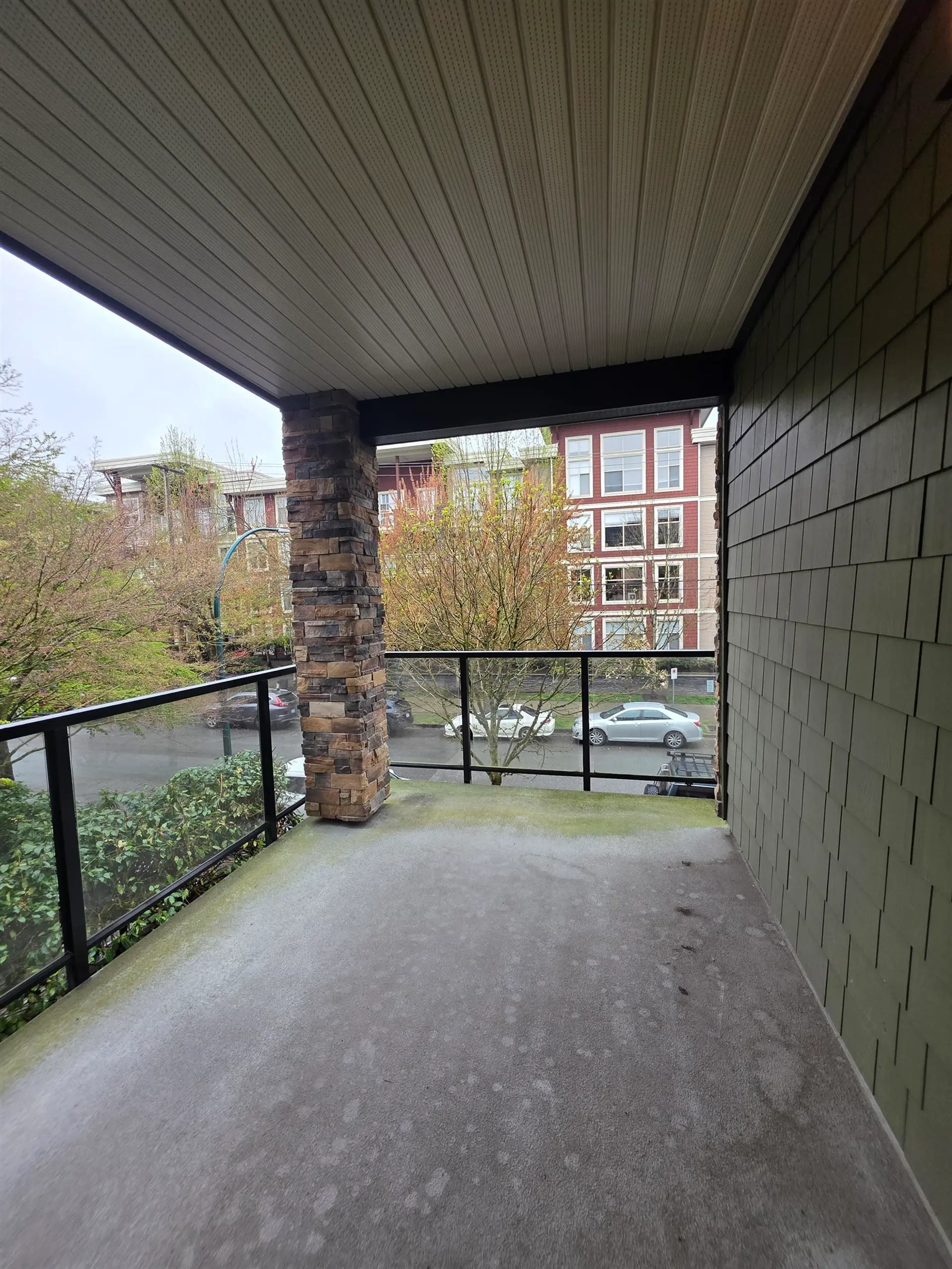 #204 2460 Kelly Avenue - Image 15