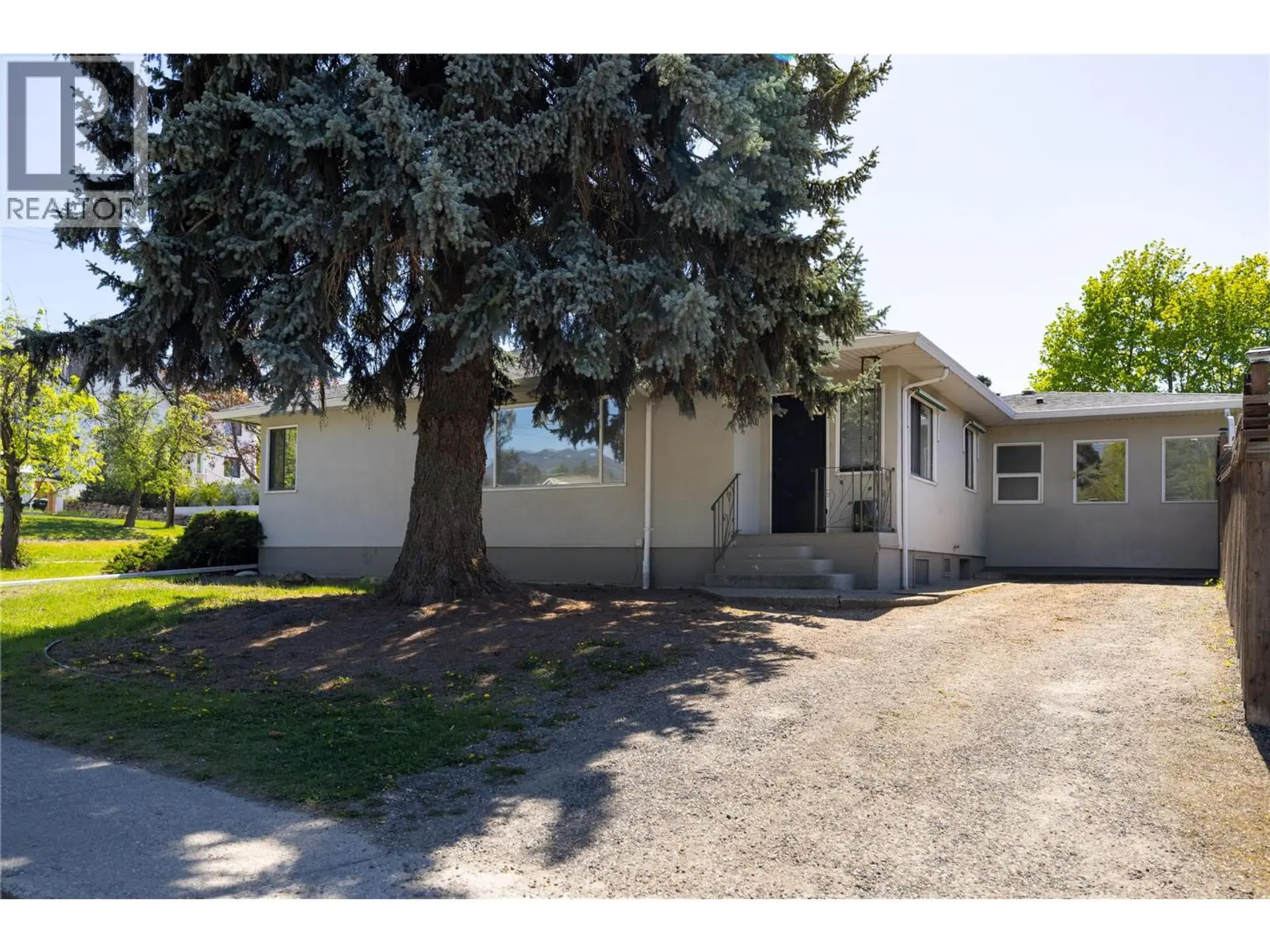 Property at 1900 37 Avenue, Vernon, BC