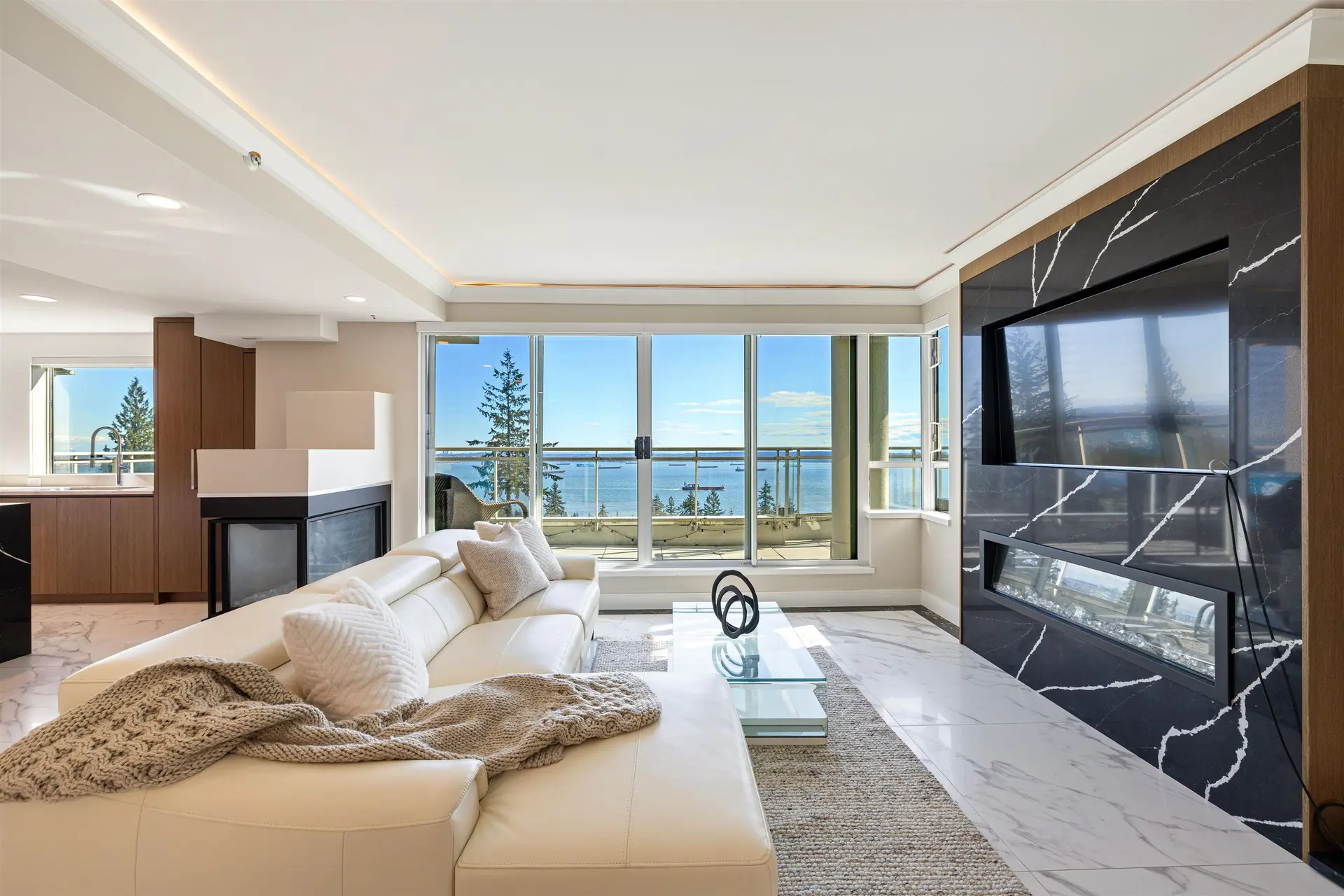 Property at #701 3105 Deer Ridge Drive, West Vancouver, BC