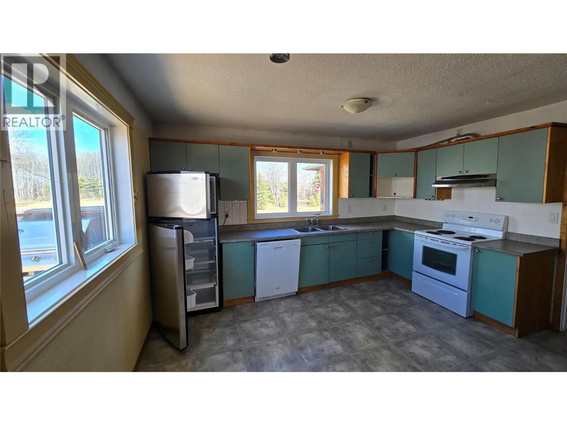 8185 Stuckey Road - Image 12
