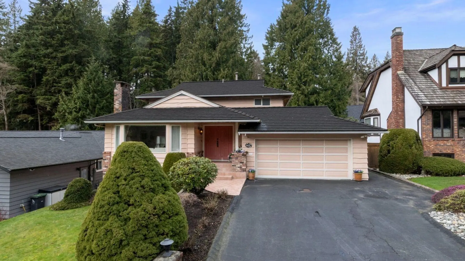 Property at 5427 Cliffridge Avenue, North Vancouver, BC