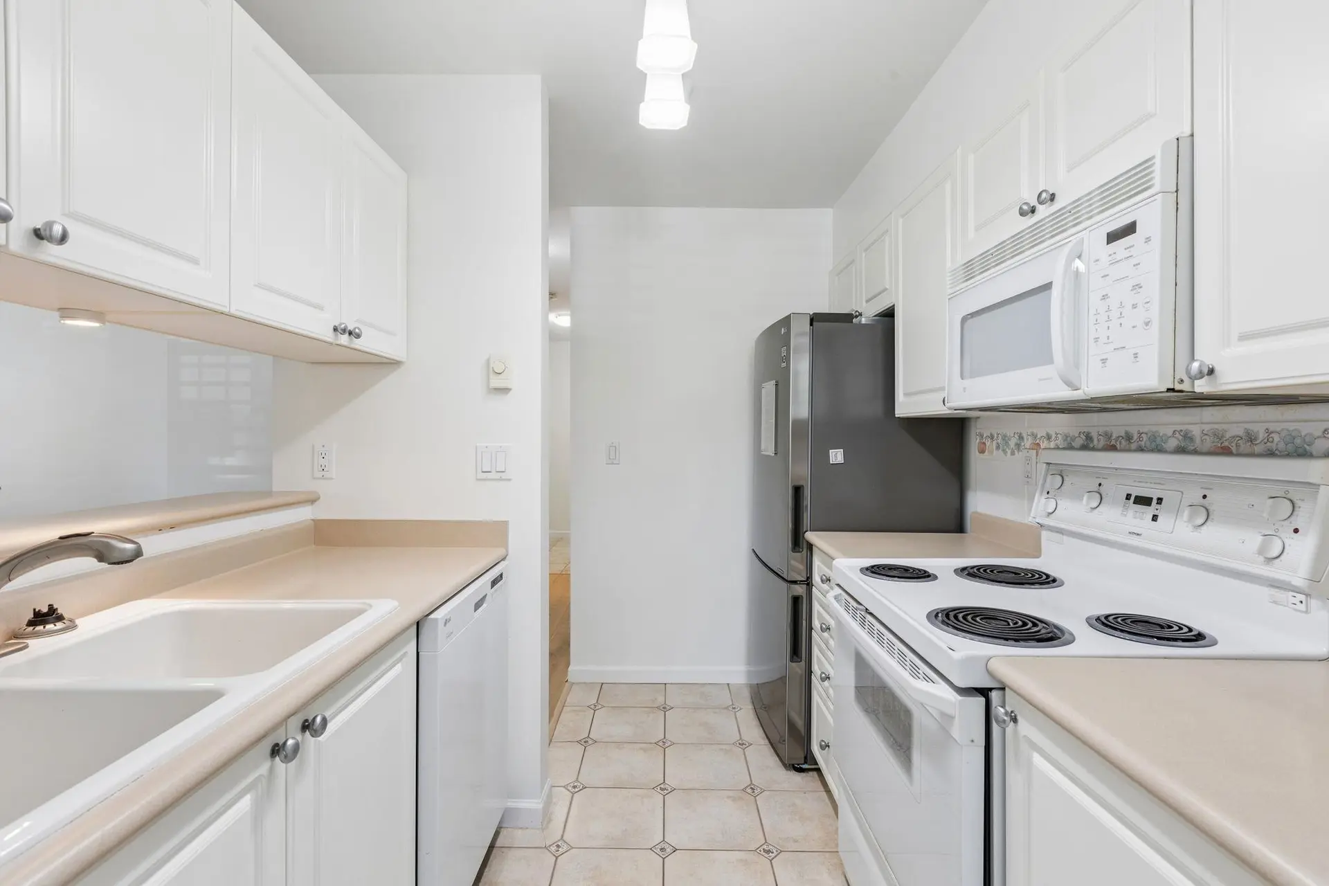 #206 2490 W 2nd Avenue - Image 3