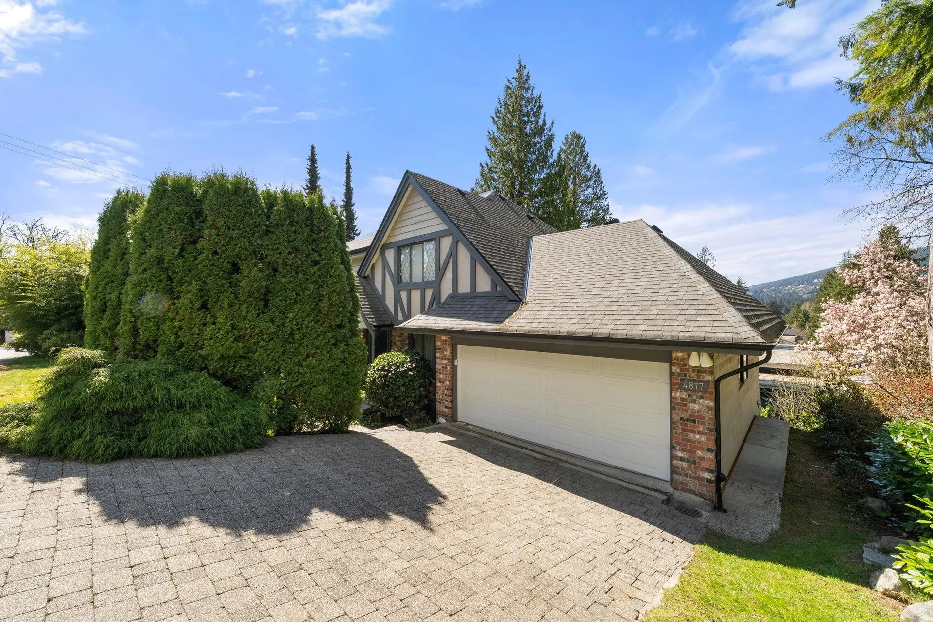 Property at 4877 Cedarcrest Avenue, North Vancouver, BC