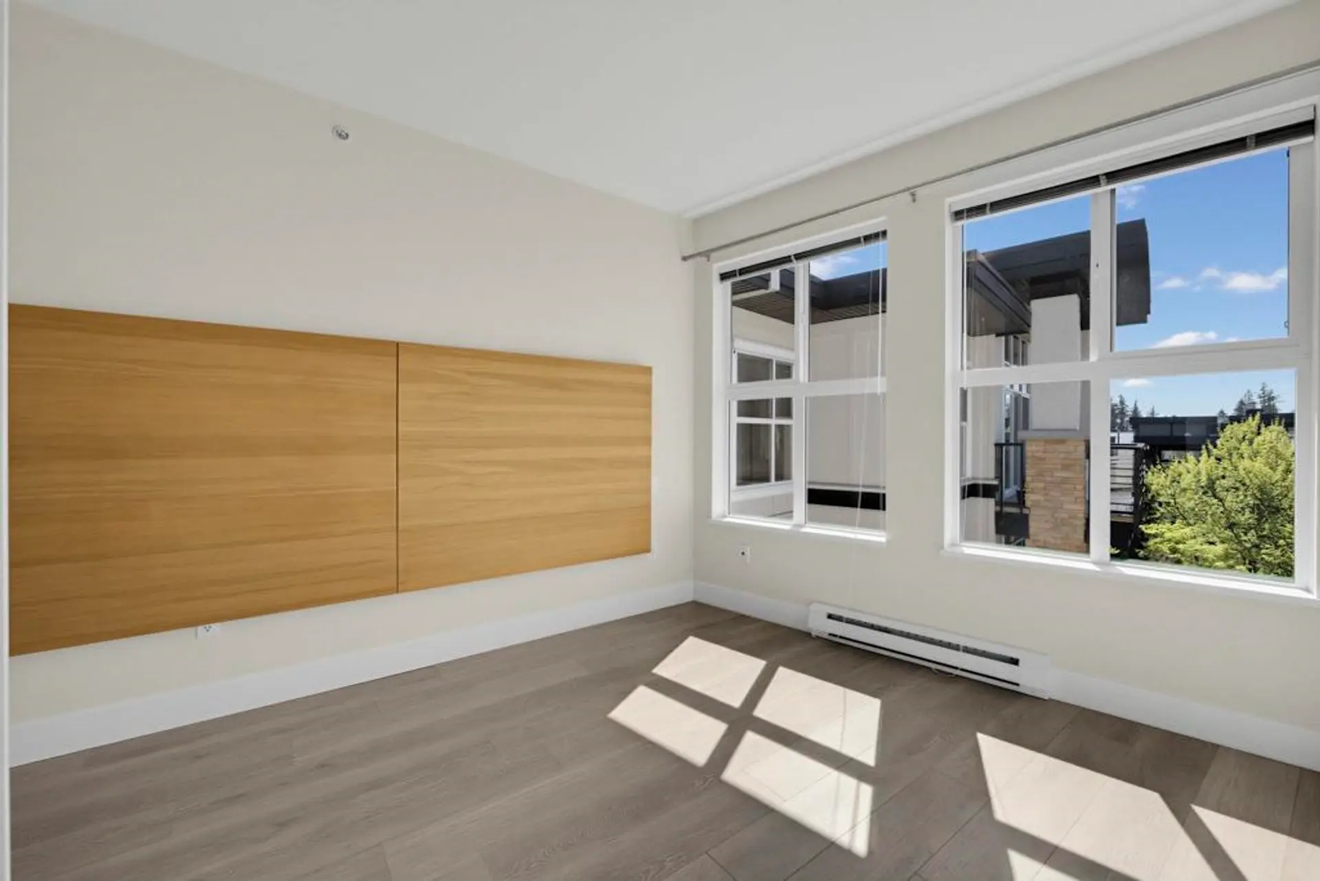 #426 5928 Birney Avenue - Image 12