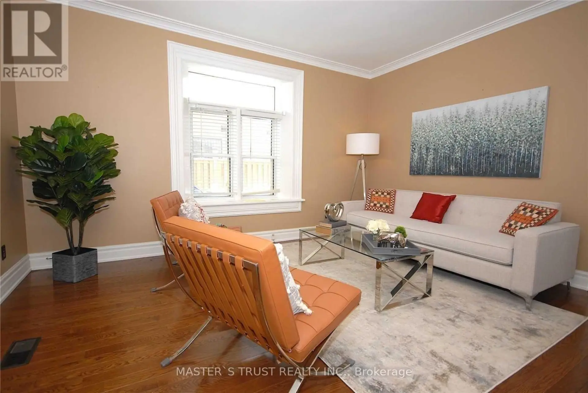 354 MAIN STREET N - Image 11
