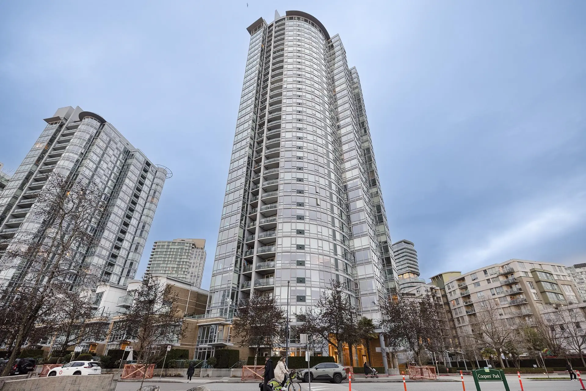 #3706 1033 Marinaside Crescent - Image 5