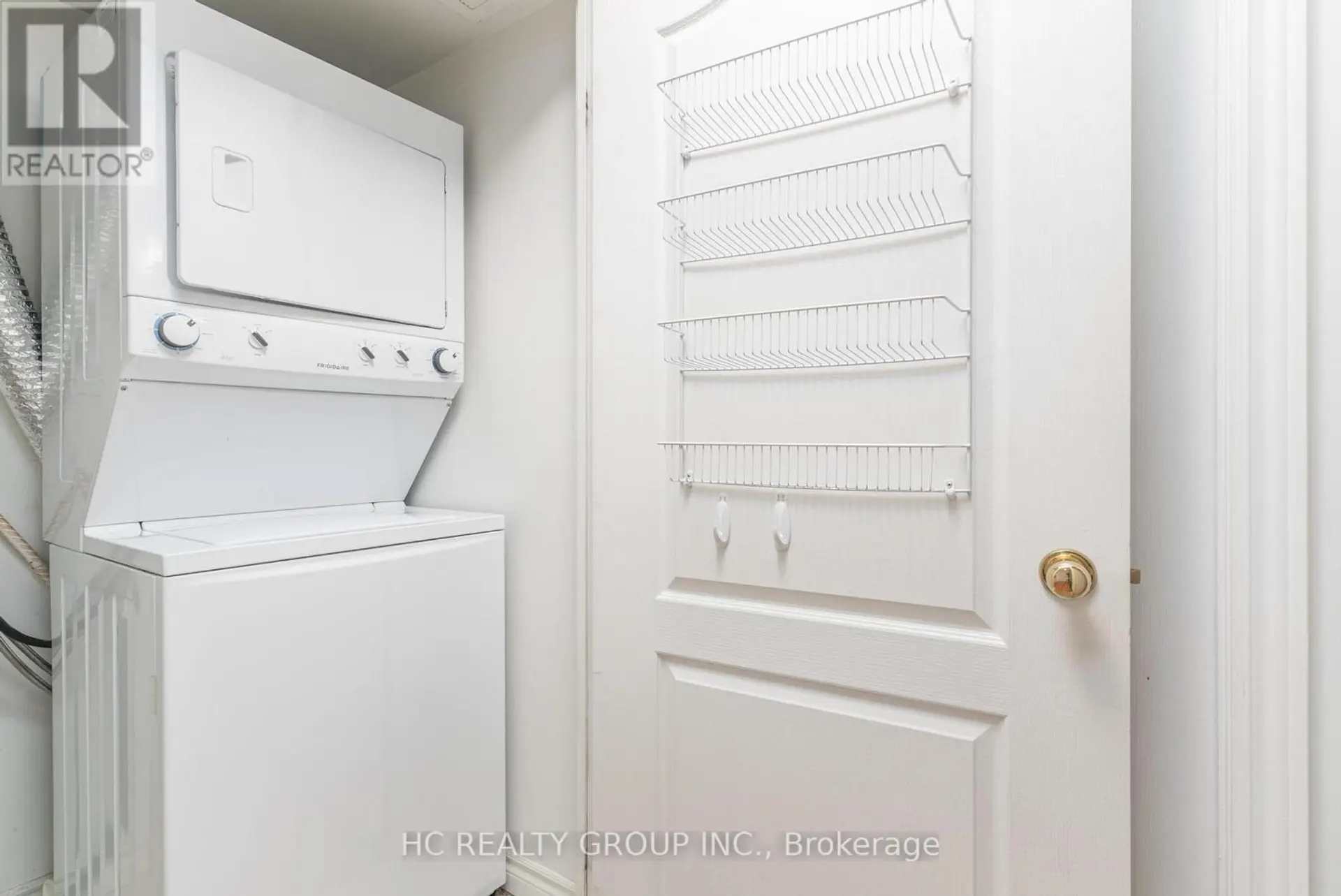 #1008 18 SOMMERSET WAY - Image 13