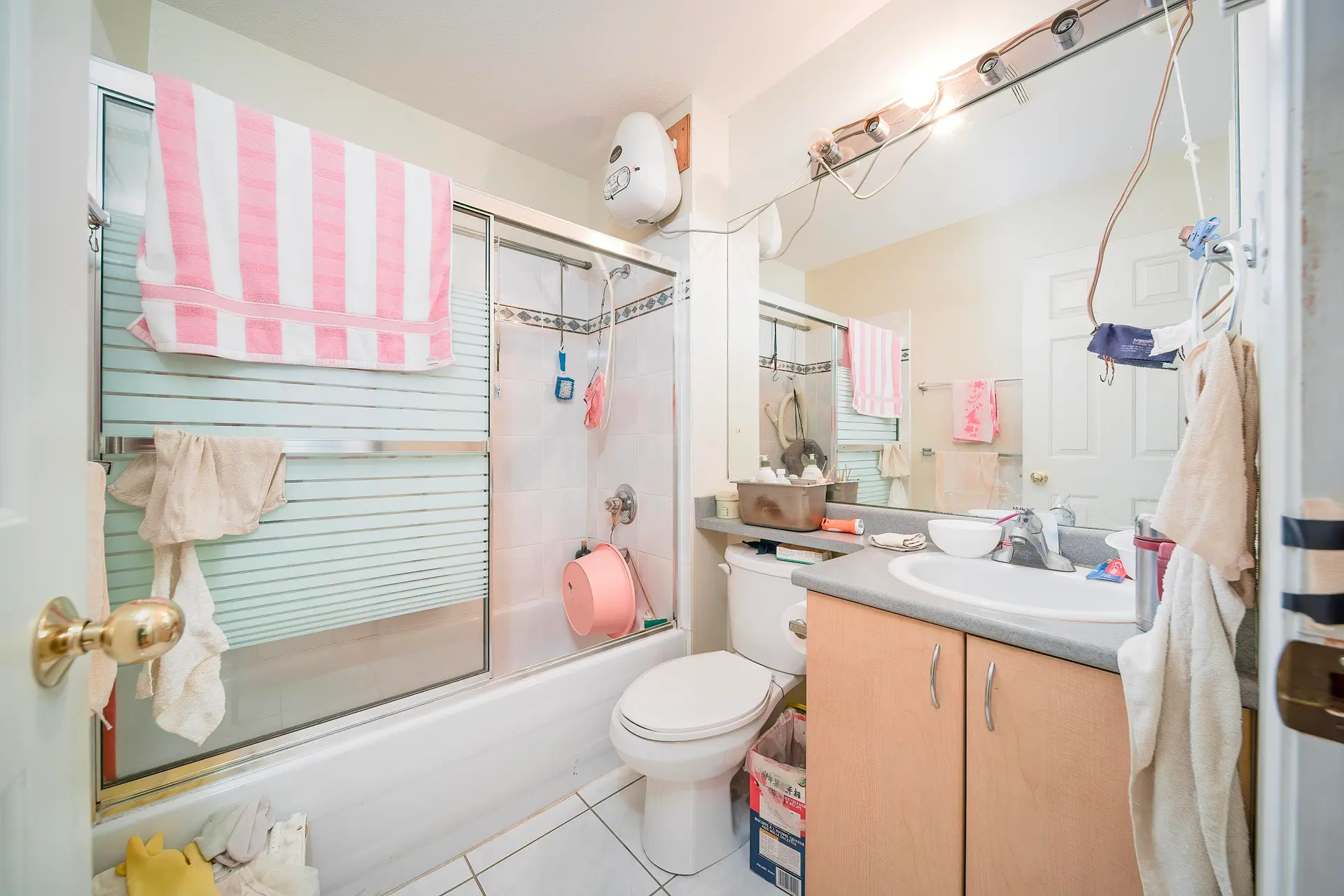 #416 2238 Kingsway - Image 18