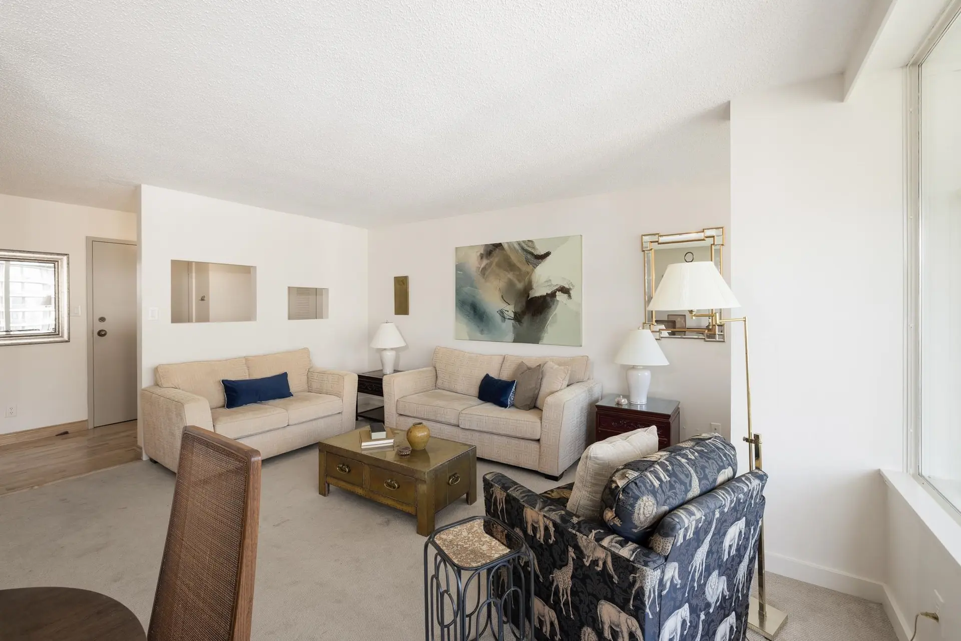 Property at #903 1480 Duchess Avenue, West Vancouver, BC