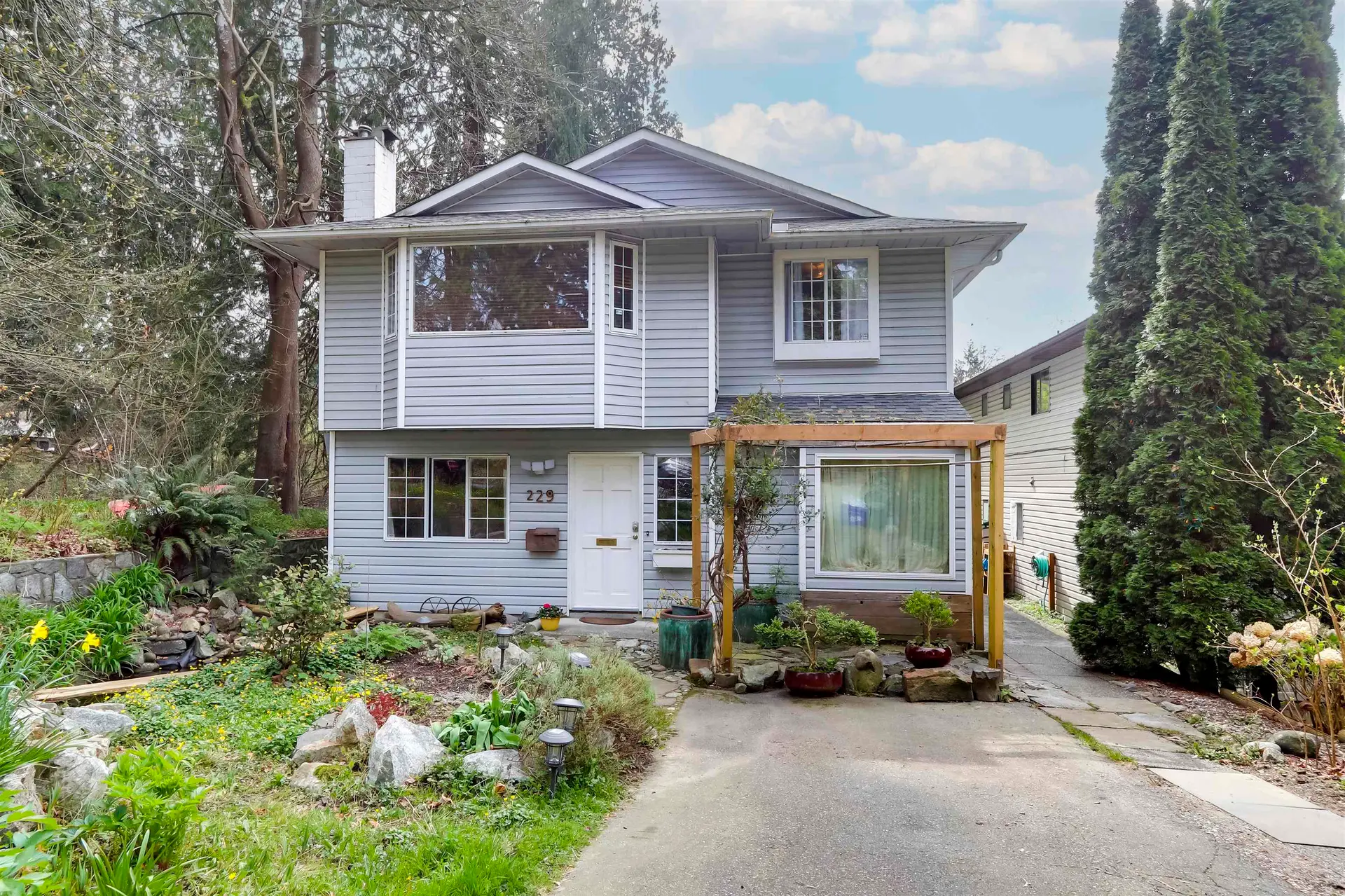 Property at 229 W 22nd Street, North Vancouver, BC