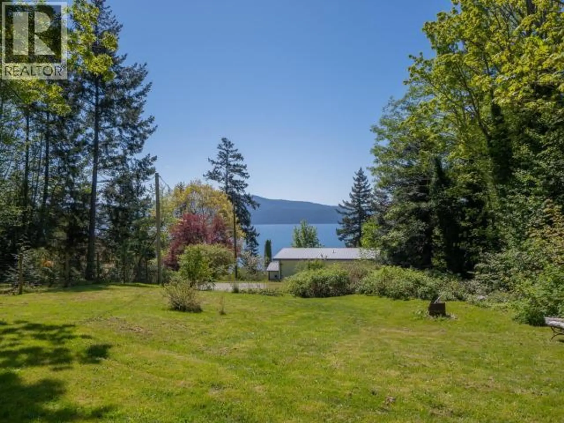 Property at 8981 HIGHWAY 101, Powell River, BC