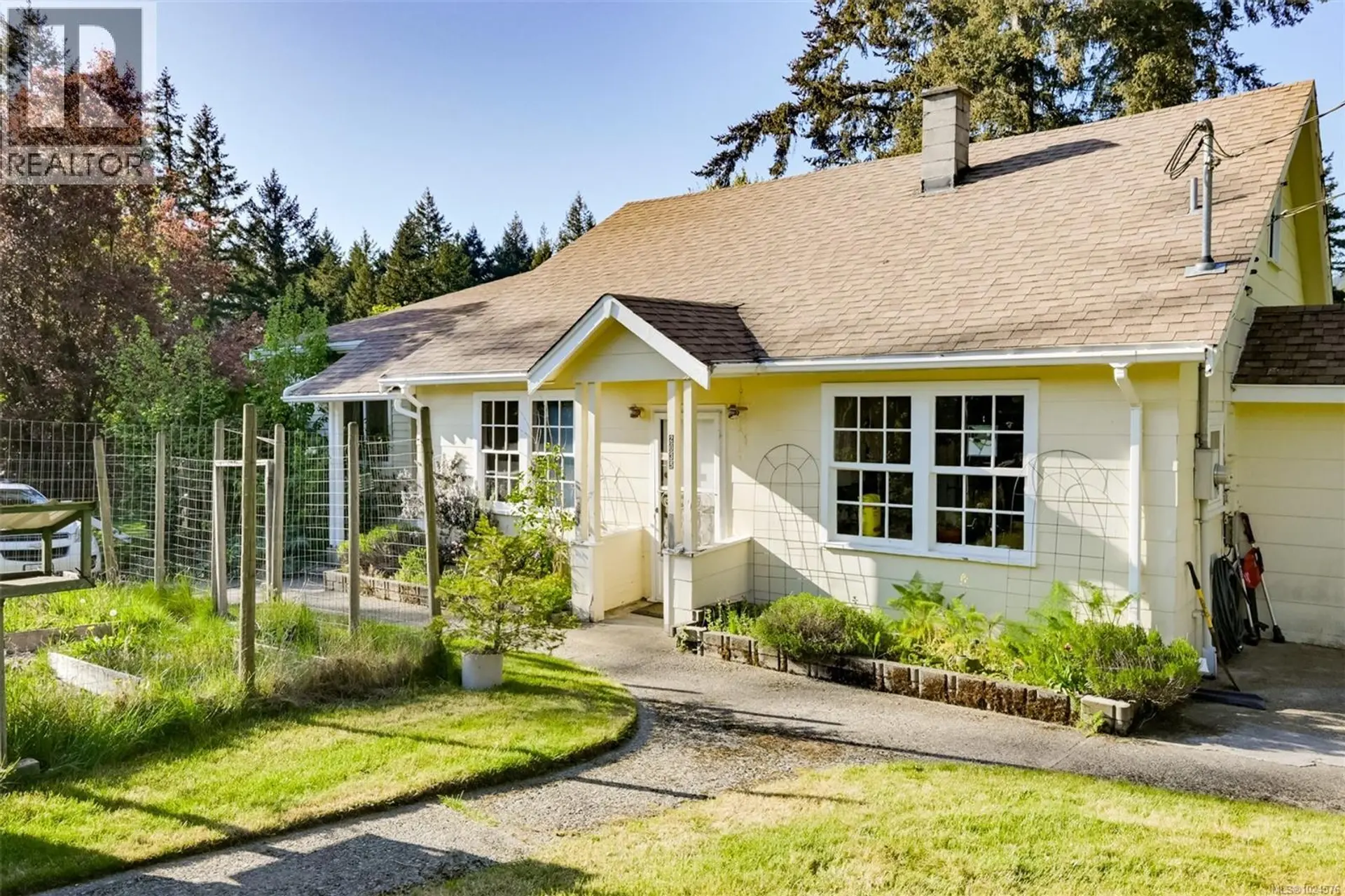 Property at 2035 Herd Rd, Duncan, BC