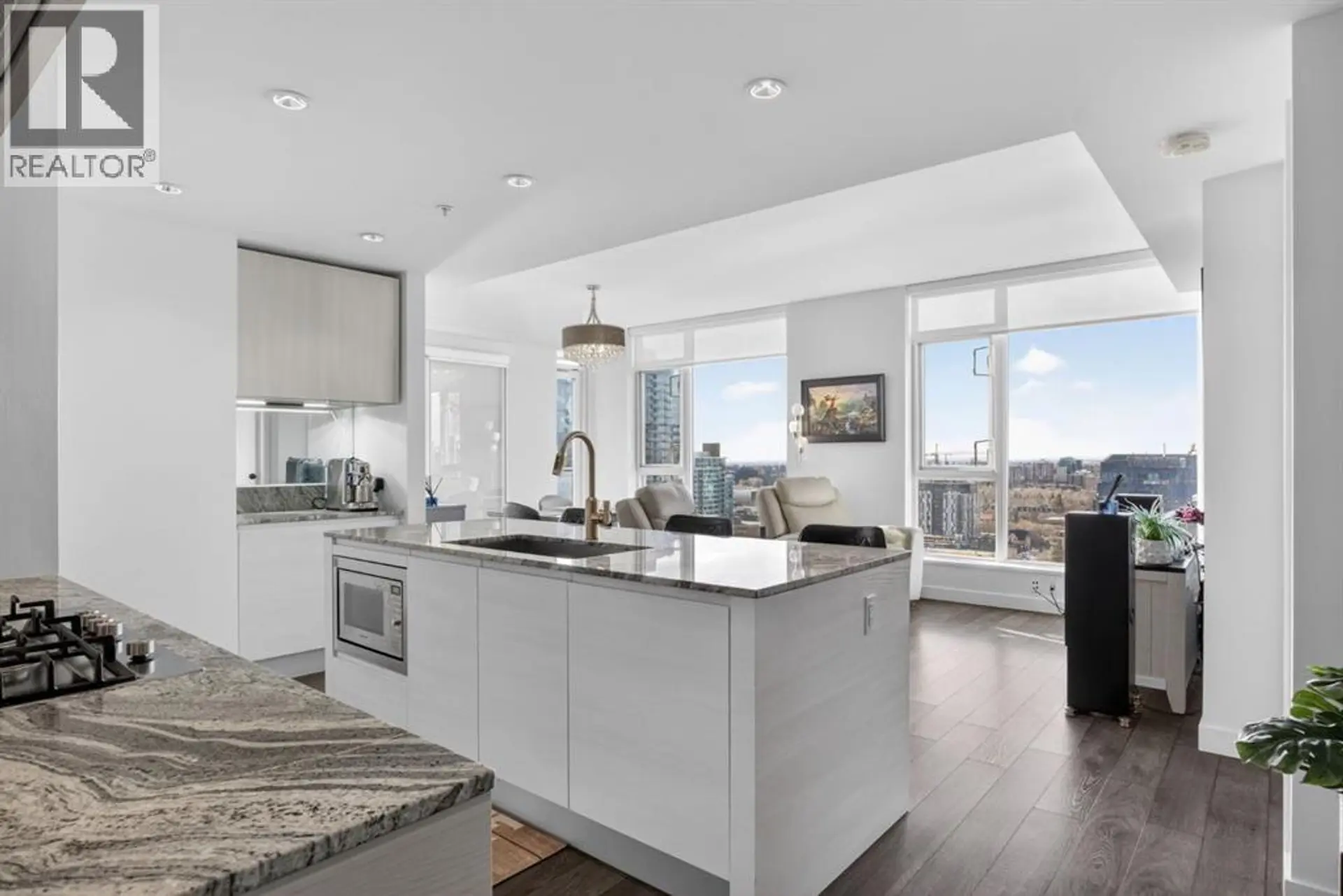 #1907 310 12 Avenue SW - Image 2
