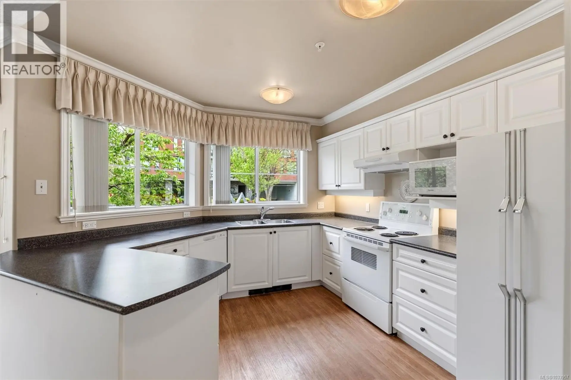 Property at #120 405 Quebec St, Victoria, BC