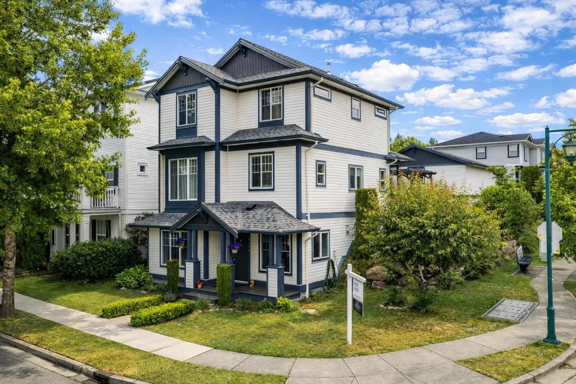Property at 4330 Bill Reid Terrace, Abbotsford, BC