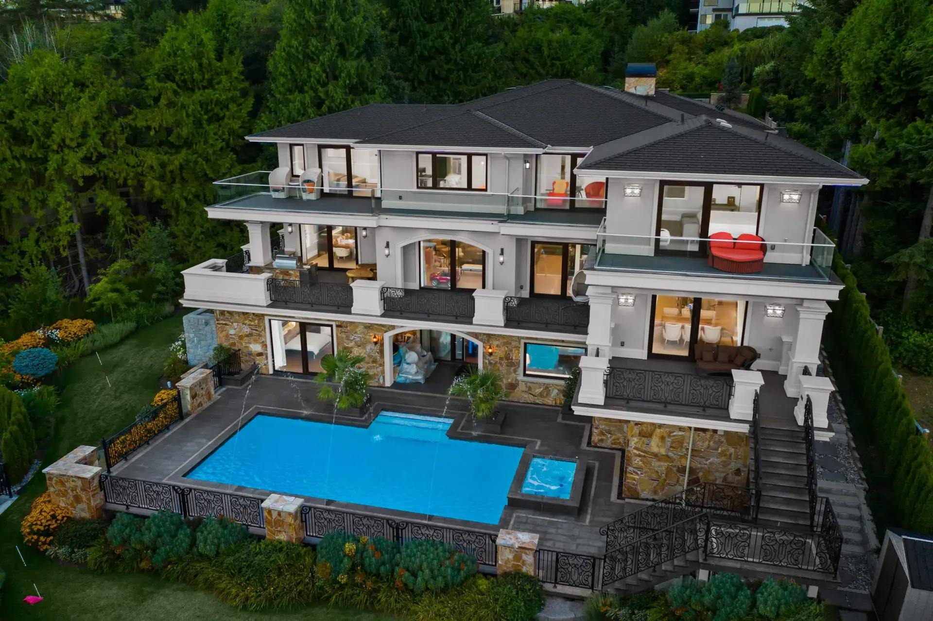Property at 1436 Sandhurst Place, West Vancouver, BC