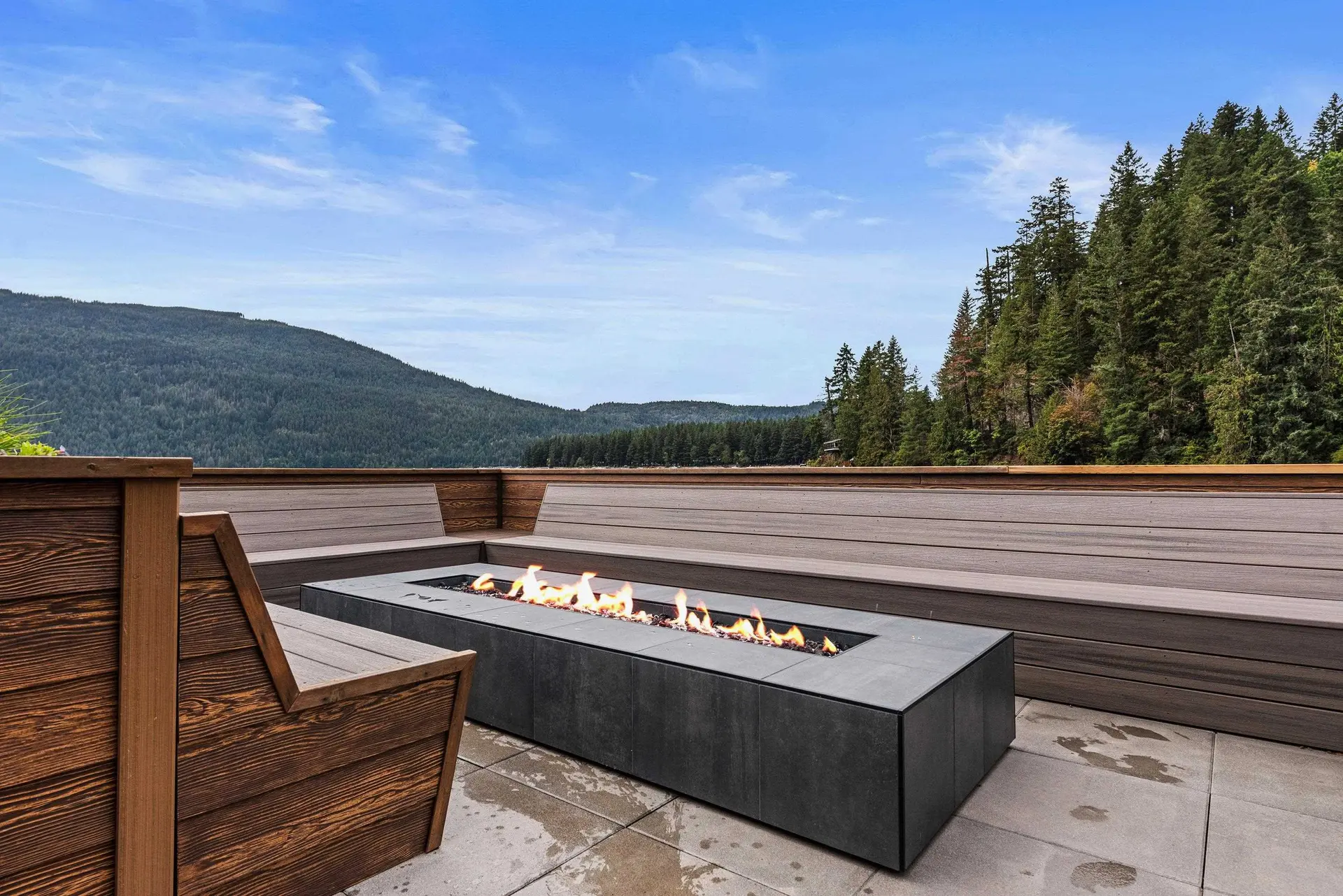 #102 3175 Columbia Valley Road - Image 15