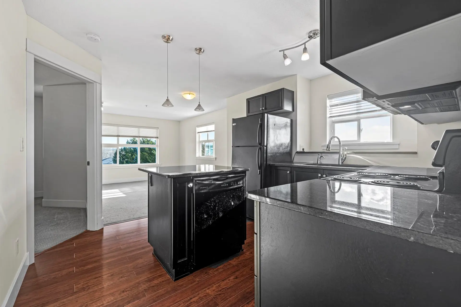 Property at #319 30525 Cardinal Avenue, Abbotsford, BC