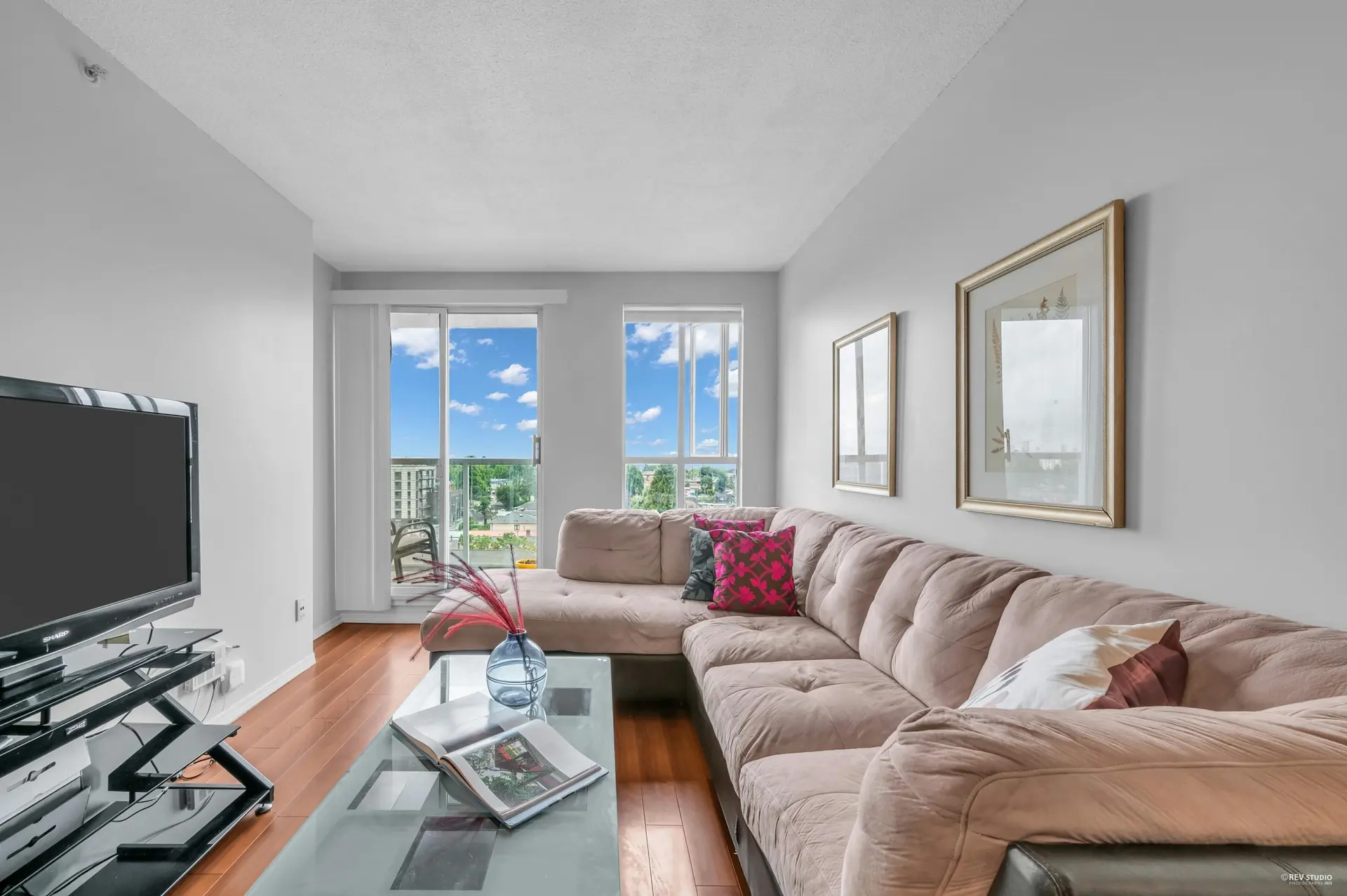 Property at #1007 3489 Ascot Place, Vancouver, BC