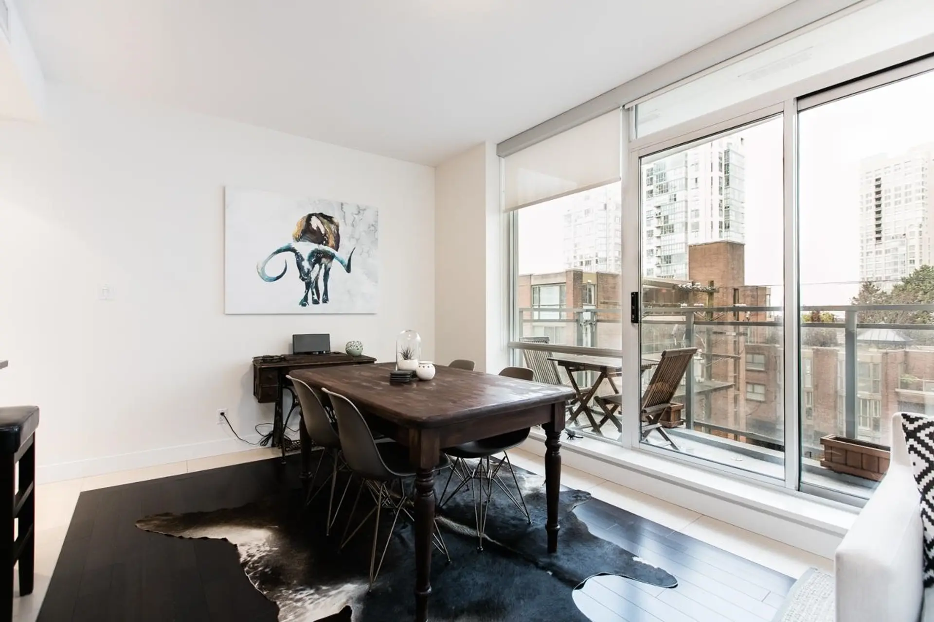 #501 1455 Howe Street - Image 9