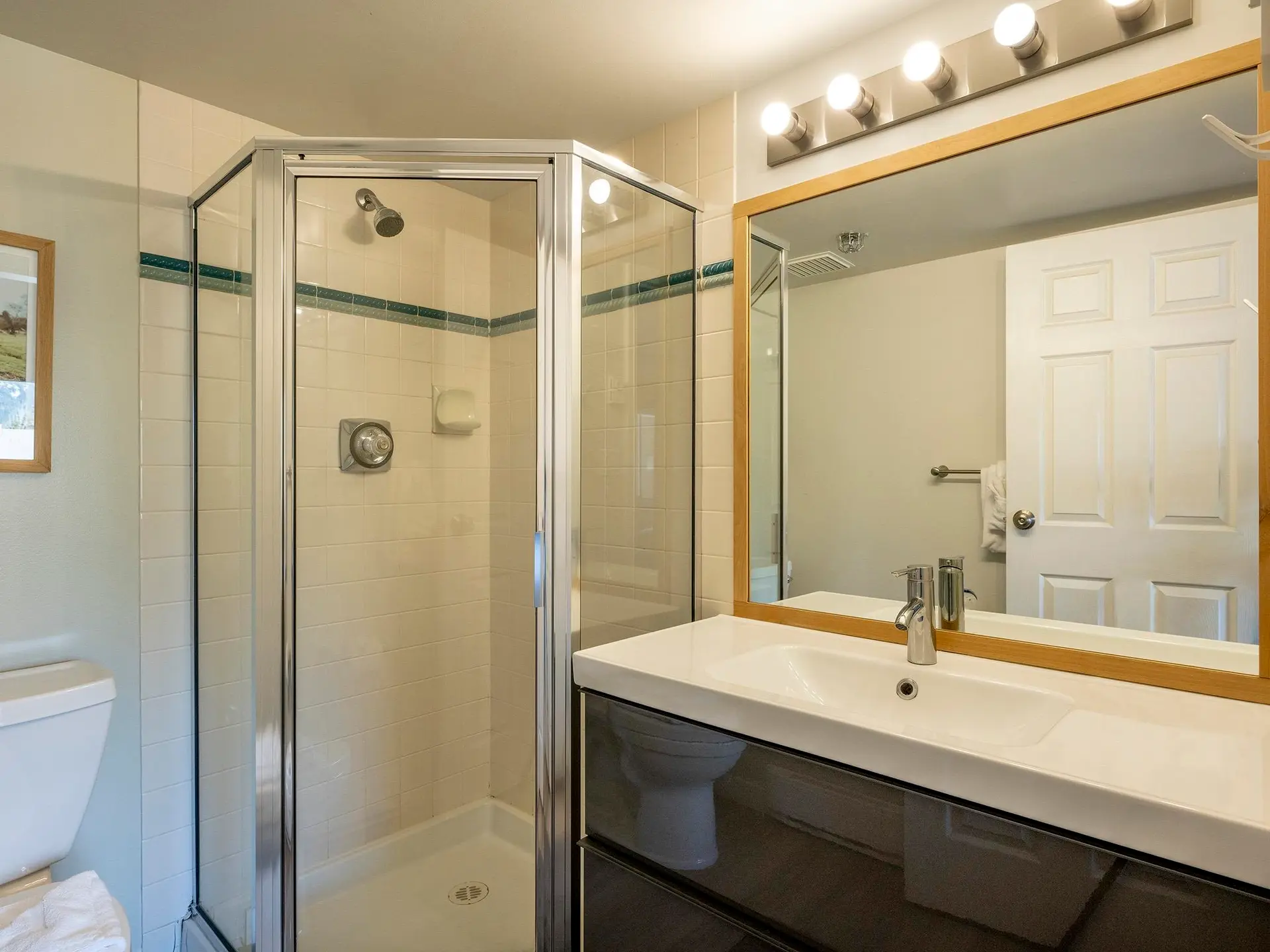 #330 4350 Lorimer Road - Image 12