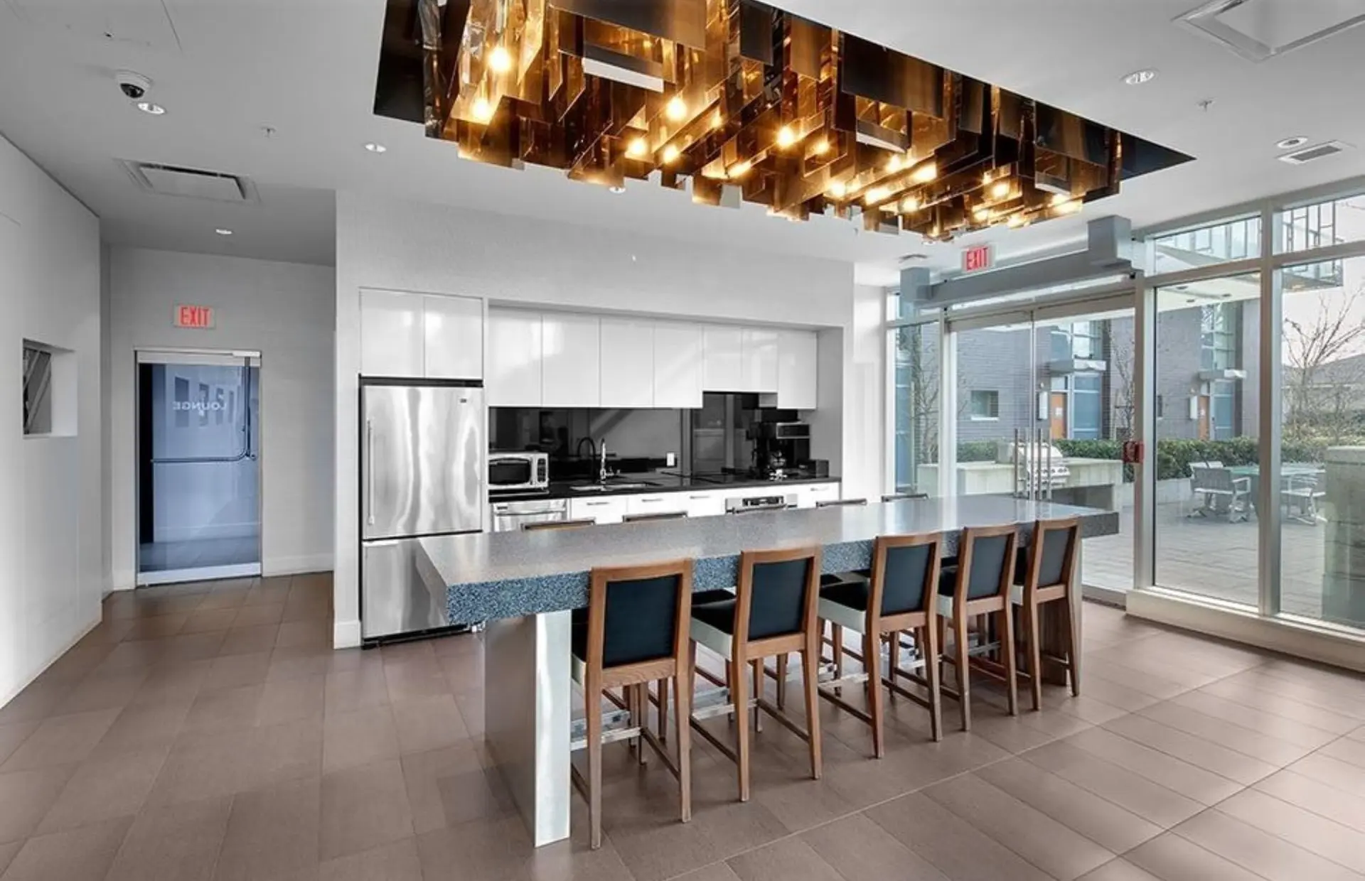 6335 Silver Avenue - Image 4