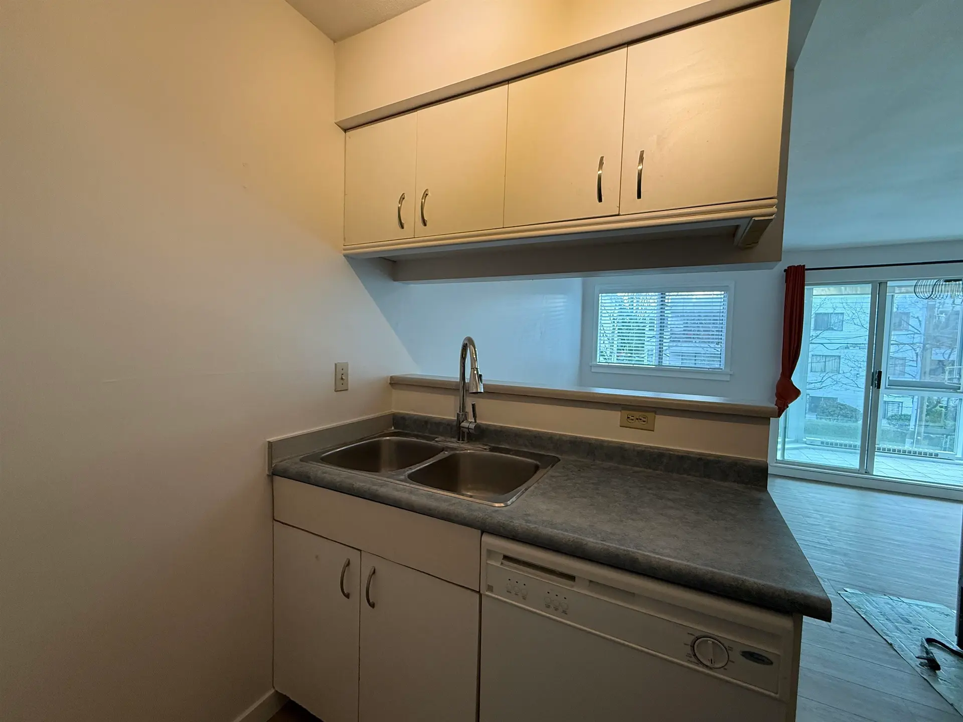 #308 2238 Eton Street - Image 4