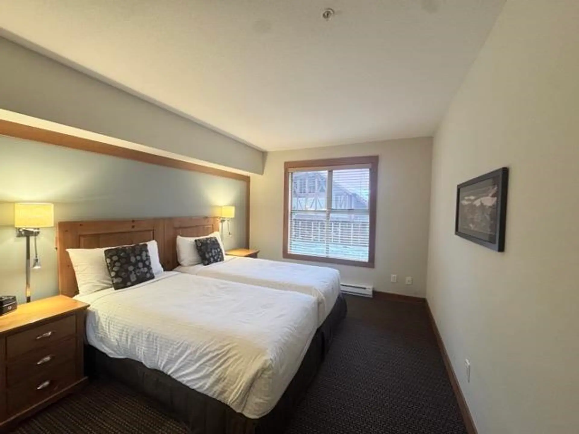 #201D 2036 London Lane - Image 3