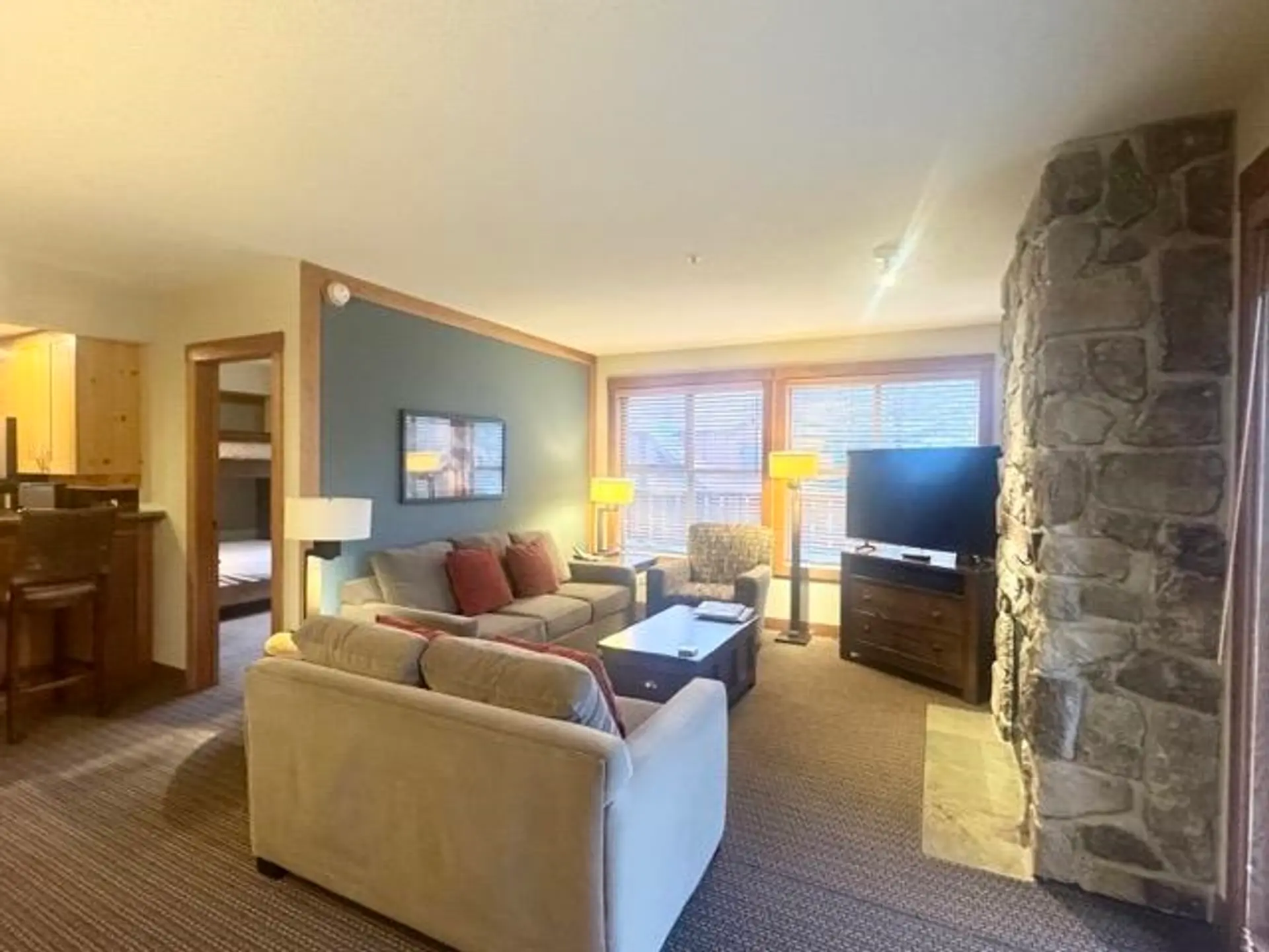 #201D 2036 London Lane - Image 11