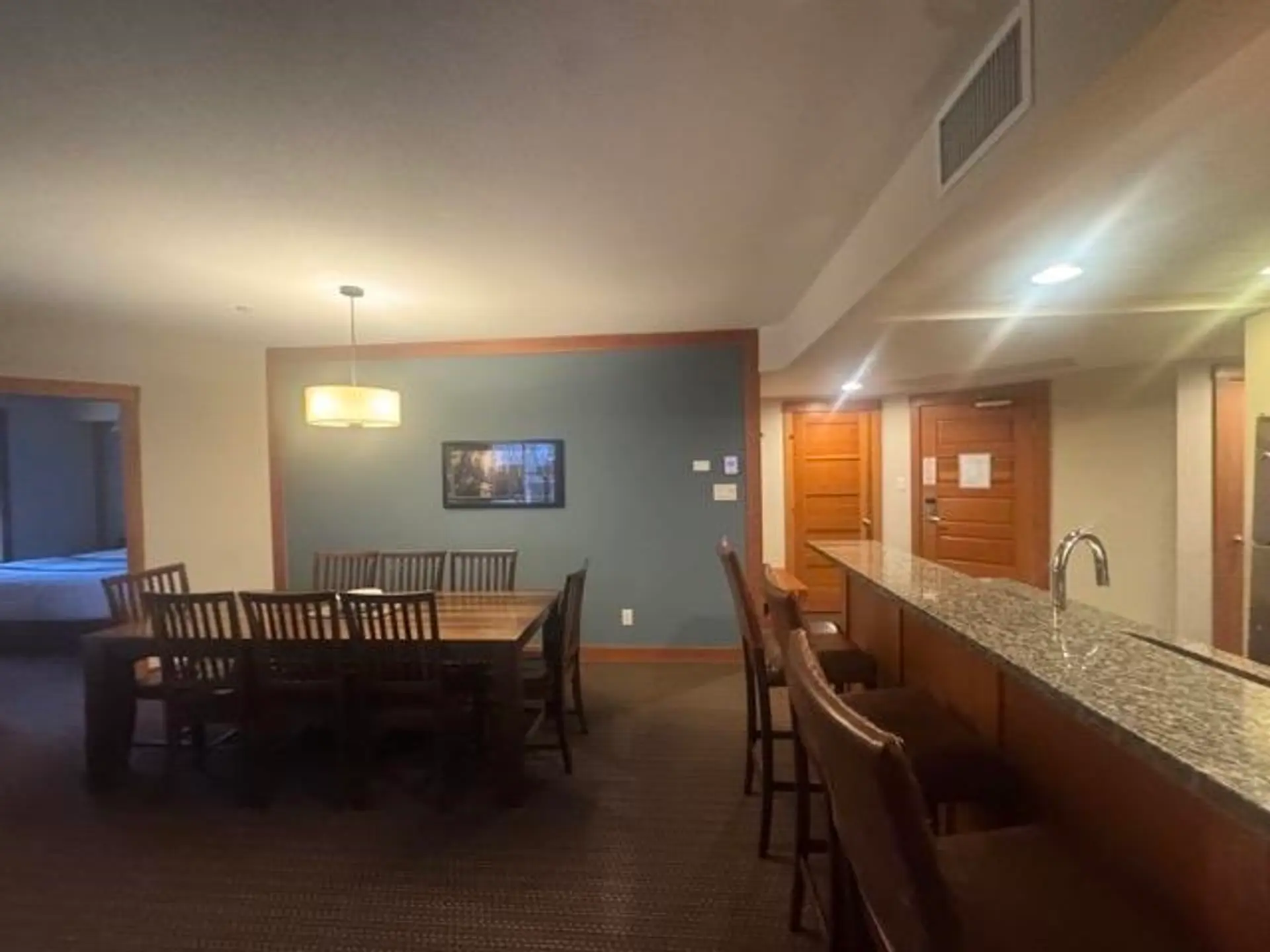 #201D 2036 London Lane - Image 8