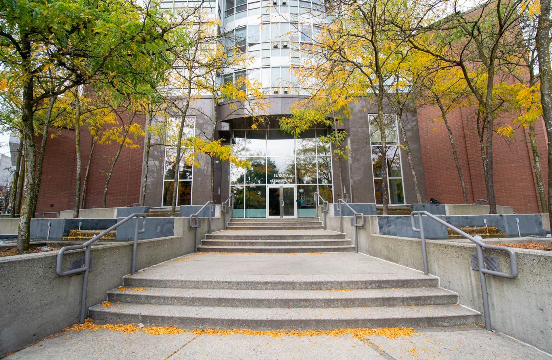 #2510 63 Keefer Place - Image 8