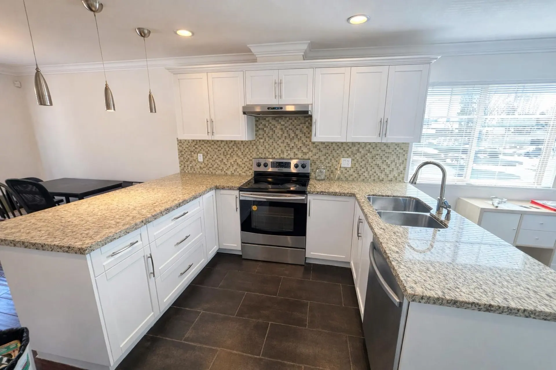 #3 7840 Garden City Road - Image 6