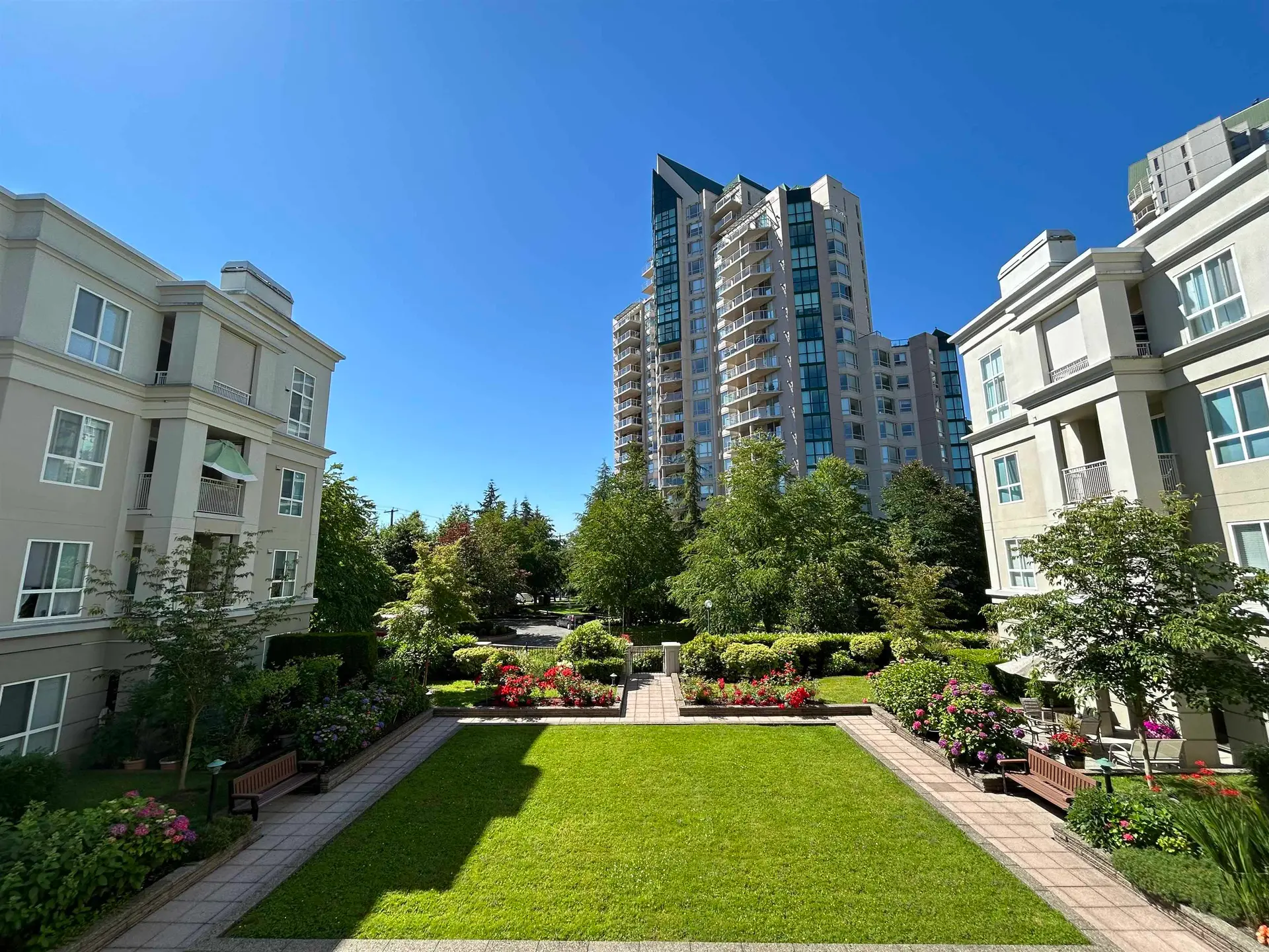 Property at #225 3098 Guildford Way, Coquitlam, BC