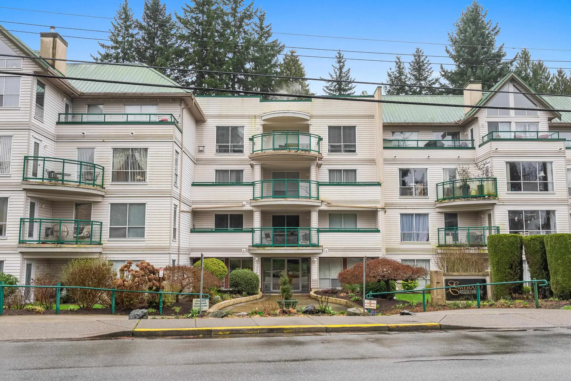 Property at #308 33280 Bourquin Crescent, Abbotsford, BC