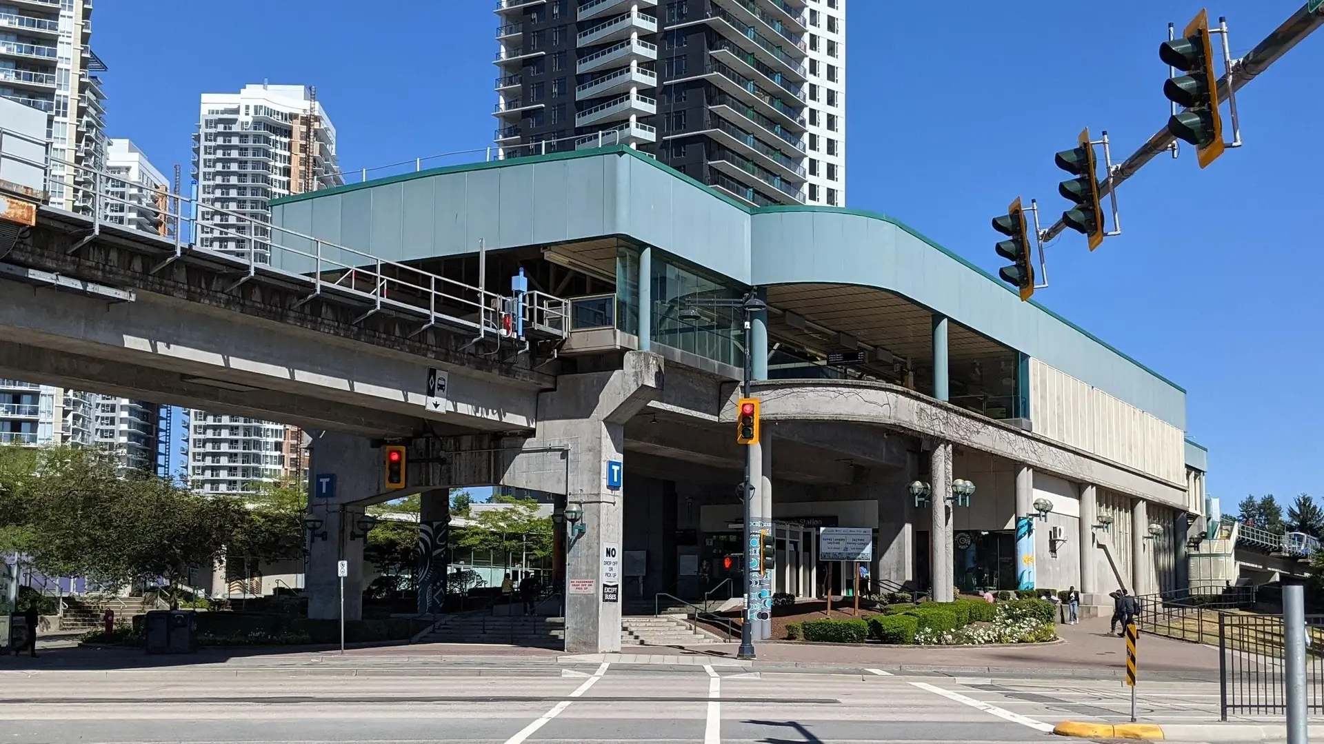 9935-9937 138 Street - Image 3