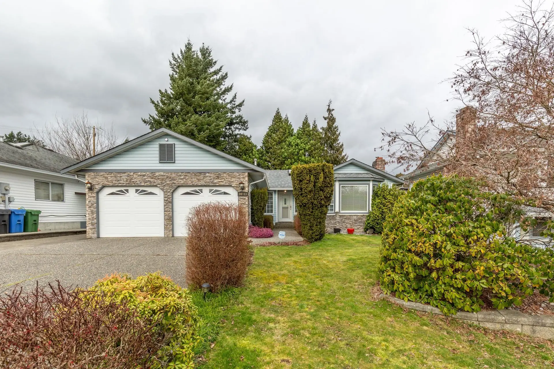Property at 34813 Chantrell Place, Abbotsford, BC