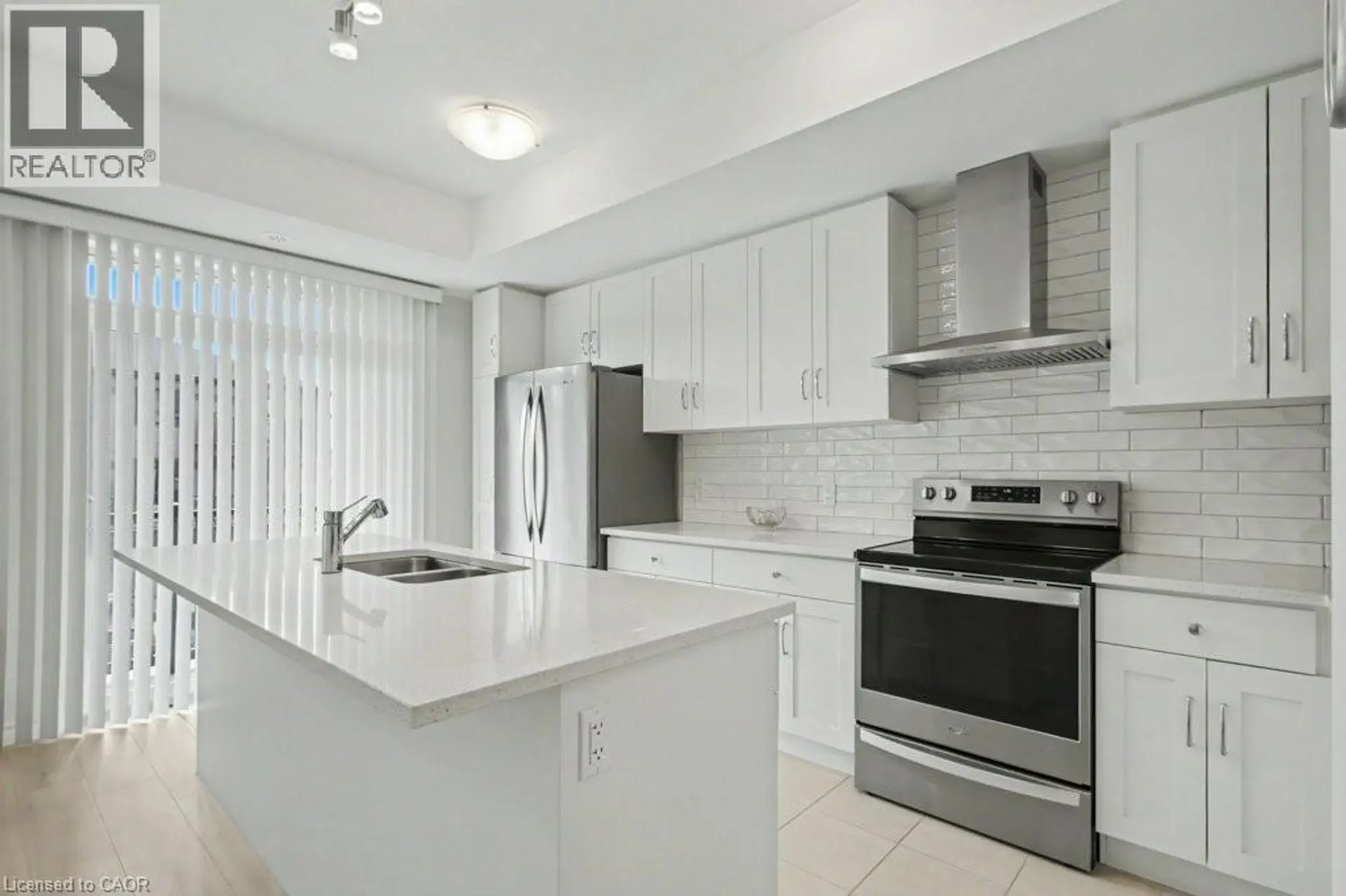53 LOMOND Lane - Image 1