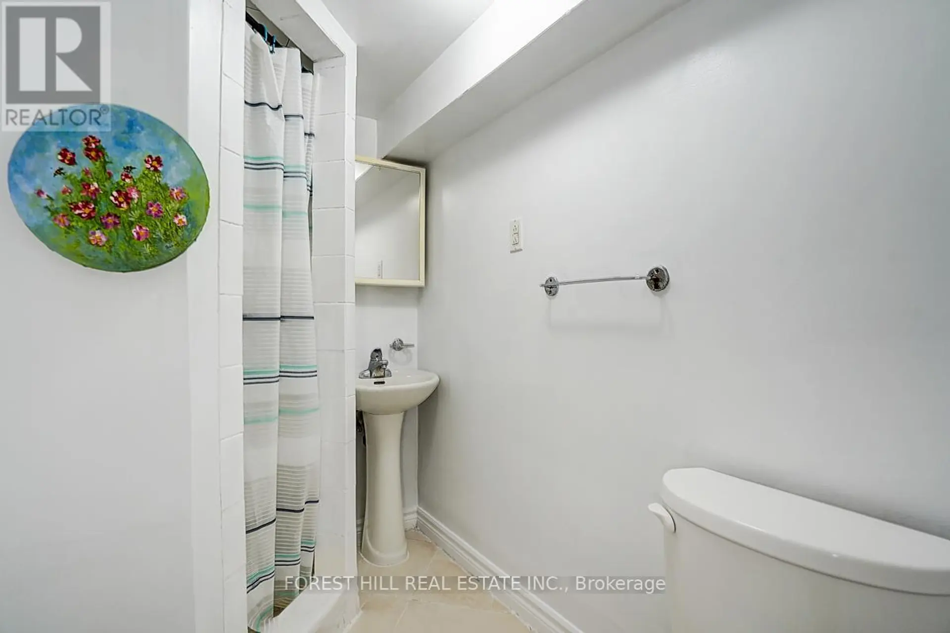 99 HARLANDALE AVENUE - Image 18