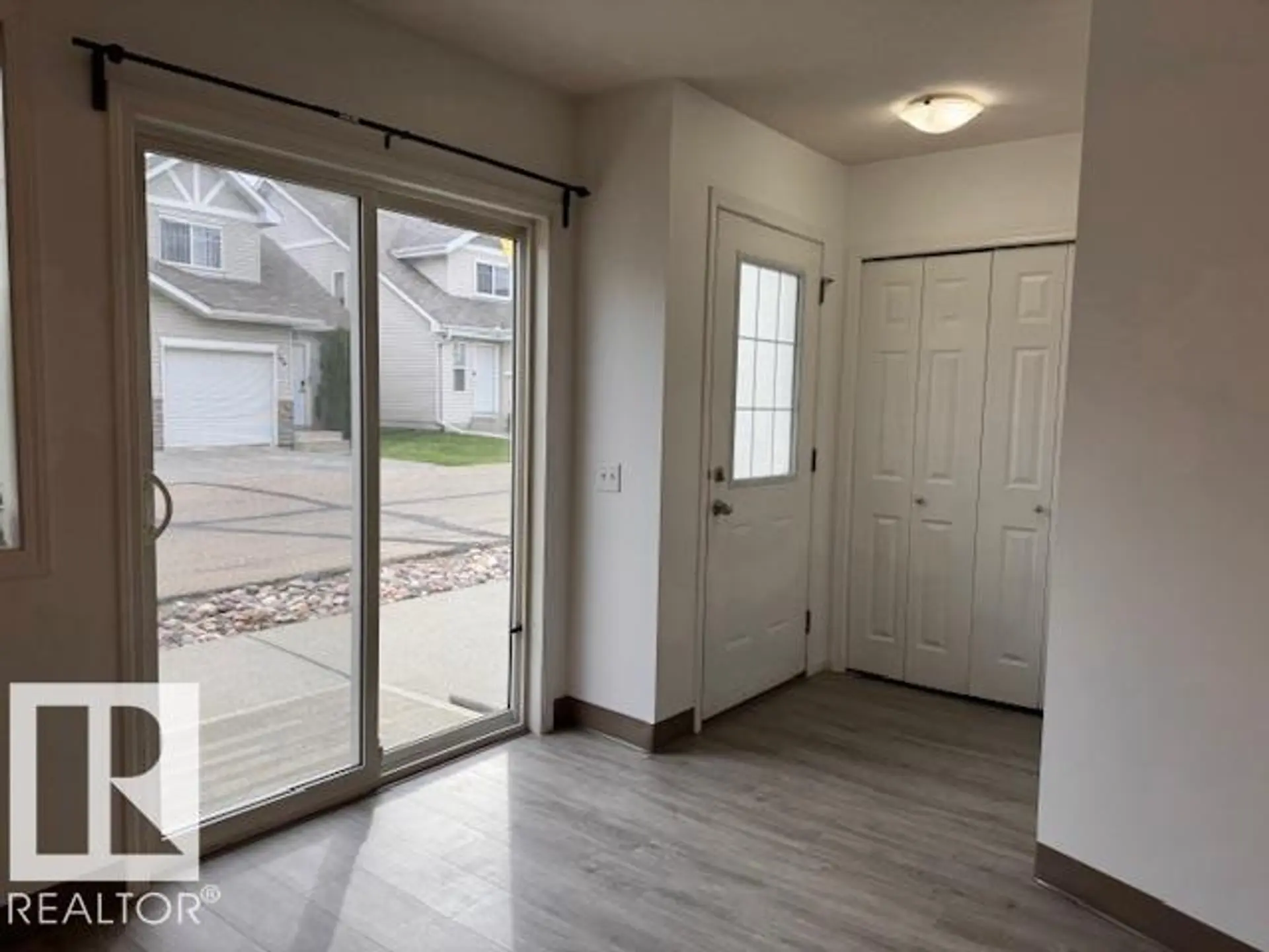 #67 150 EDWARDS DR SW - Image 6