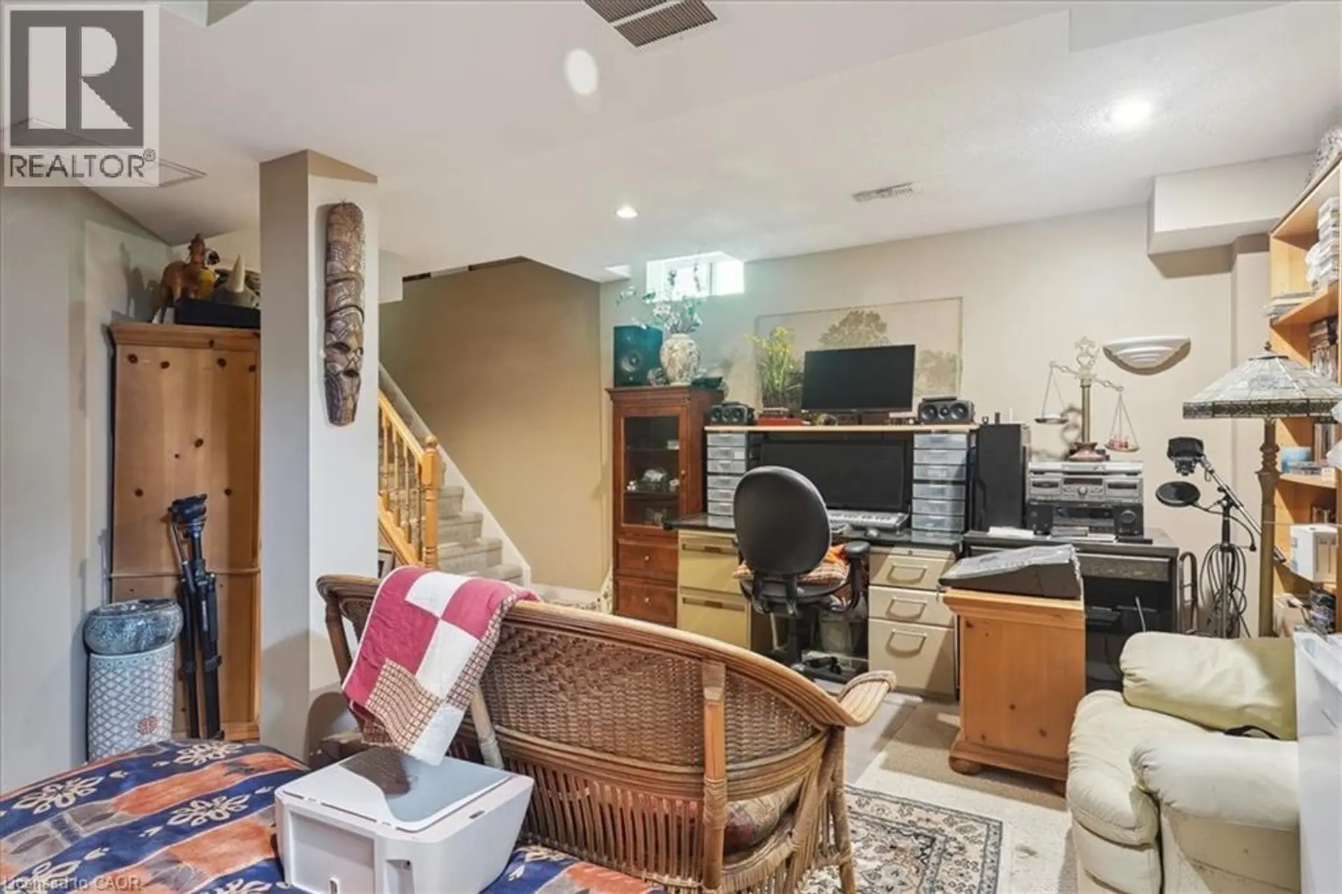 5224 THORNBURN Drive - Image 12
